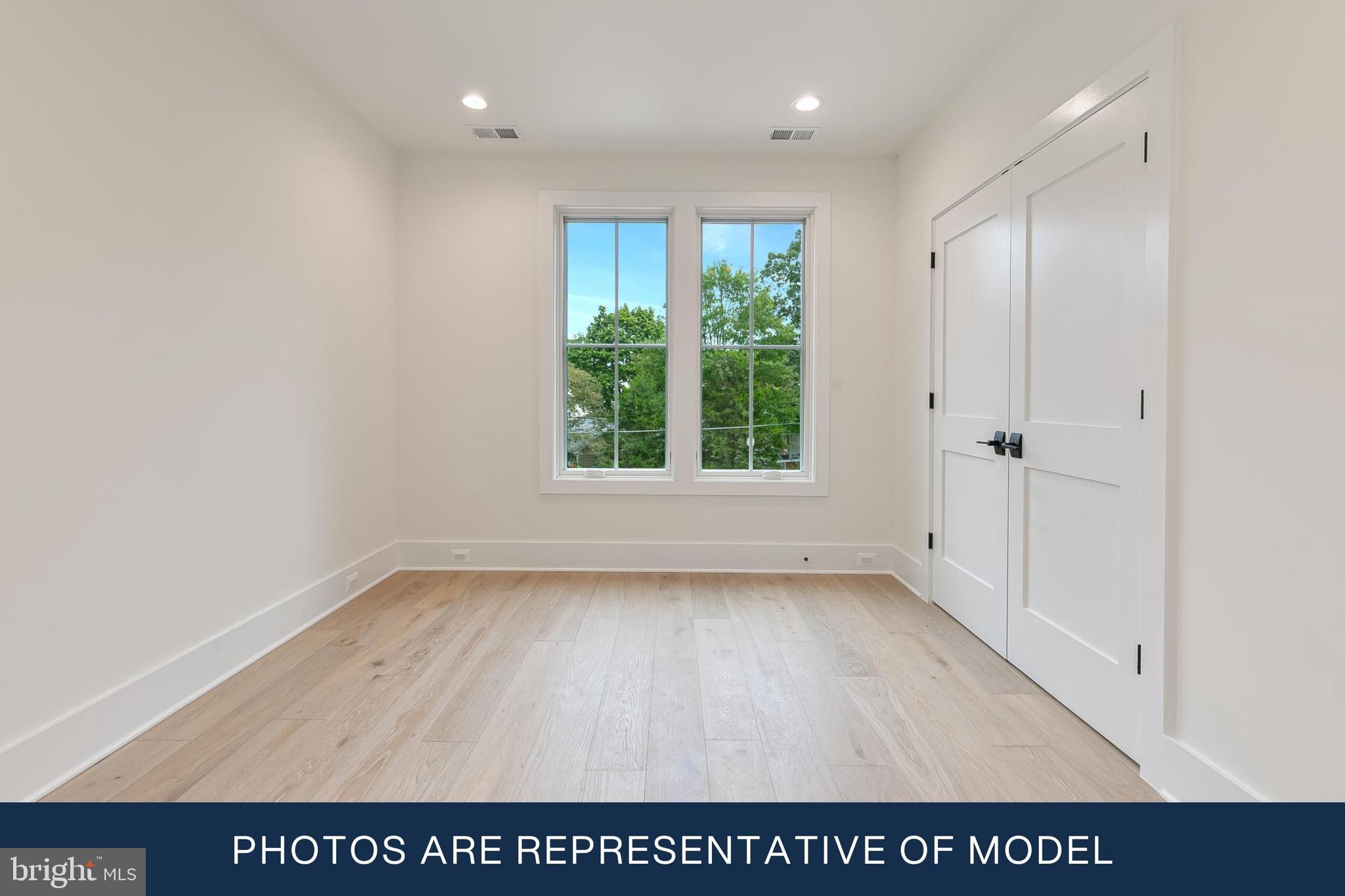 LYON PARK - Residential