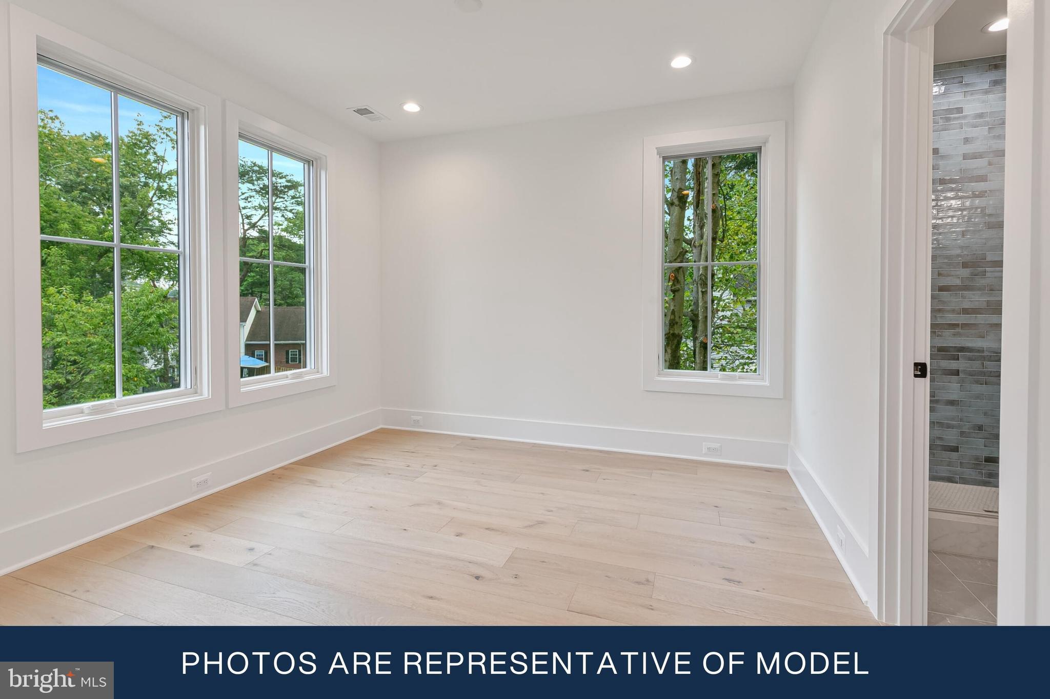 LYON PARK - Residential