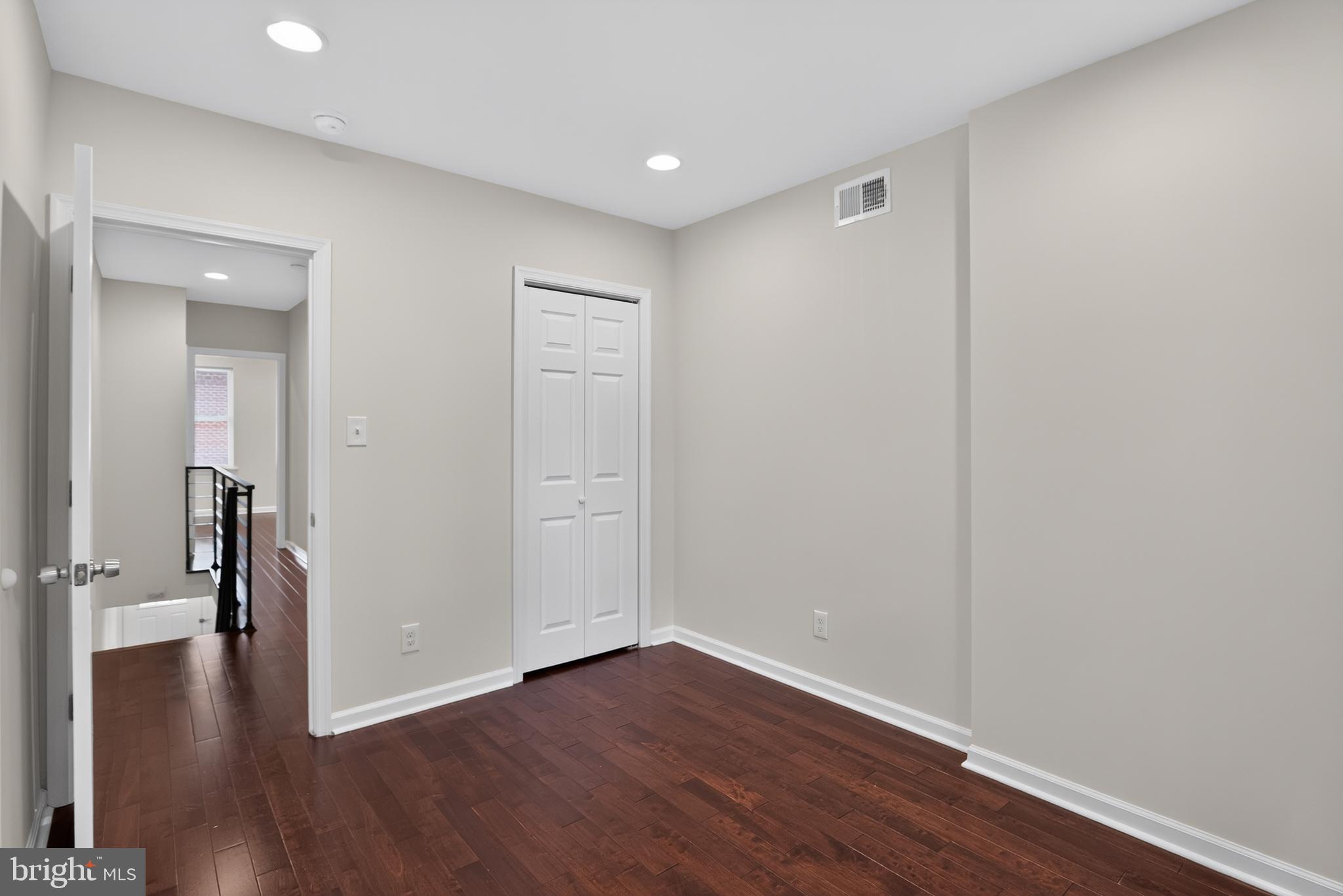 GRAYS FERRY - Residential