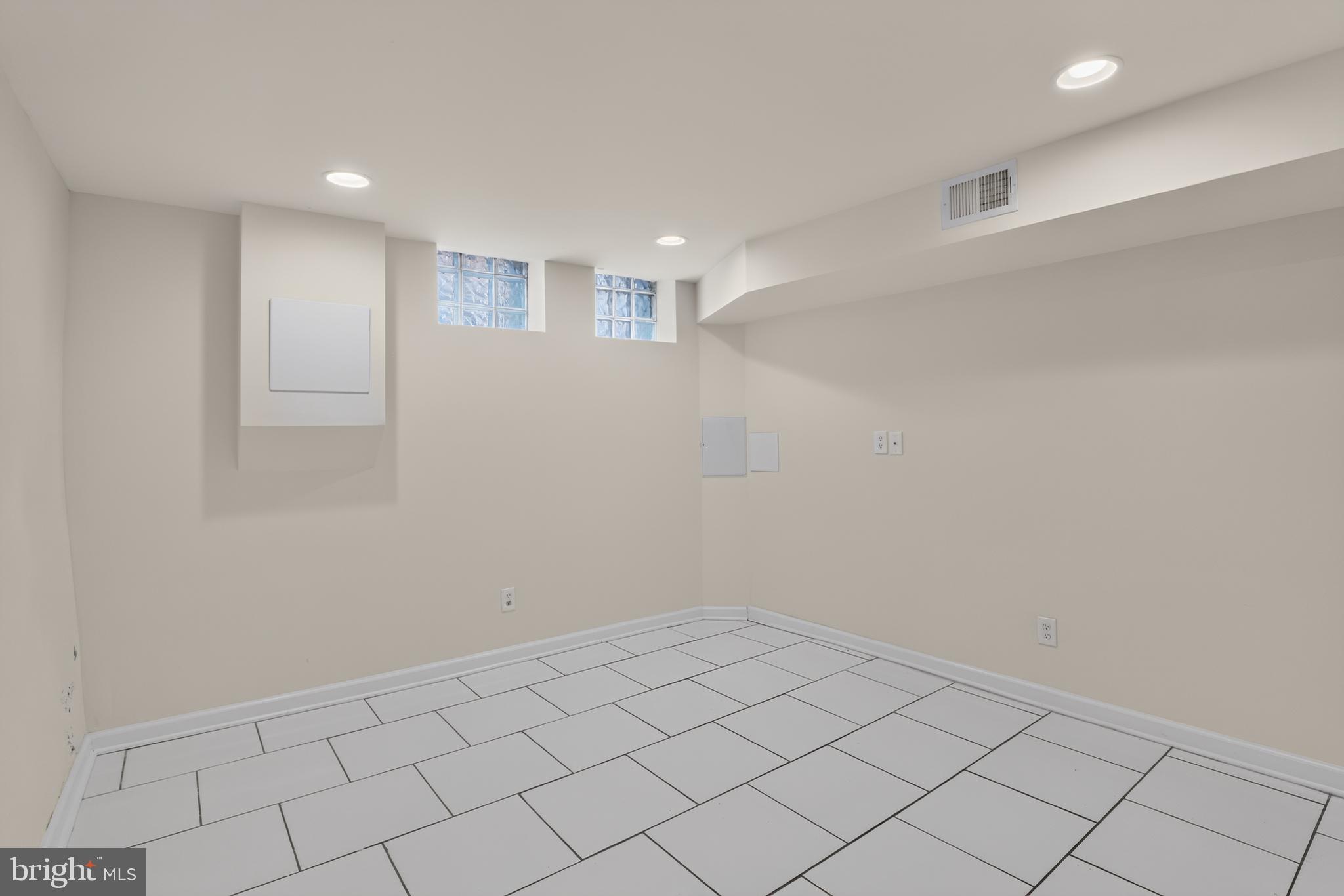 GRAYS FERRY - Residential