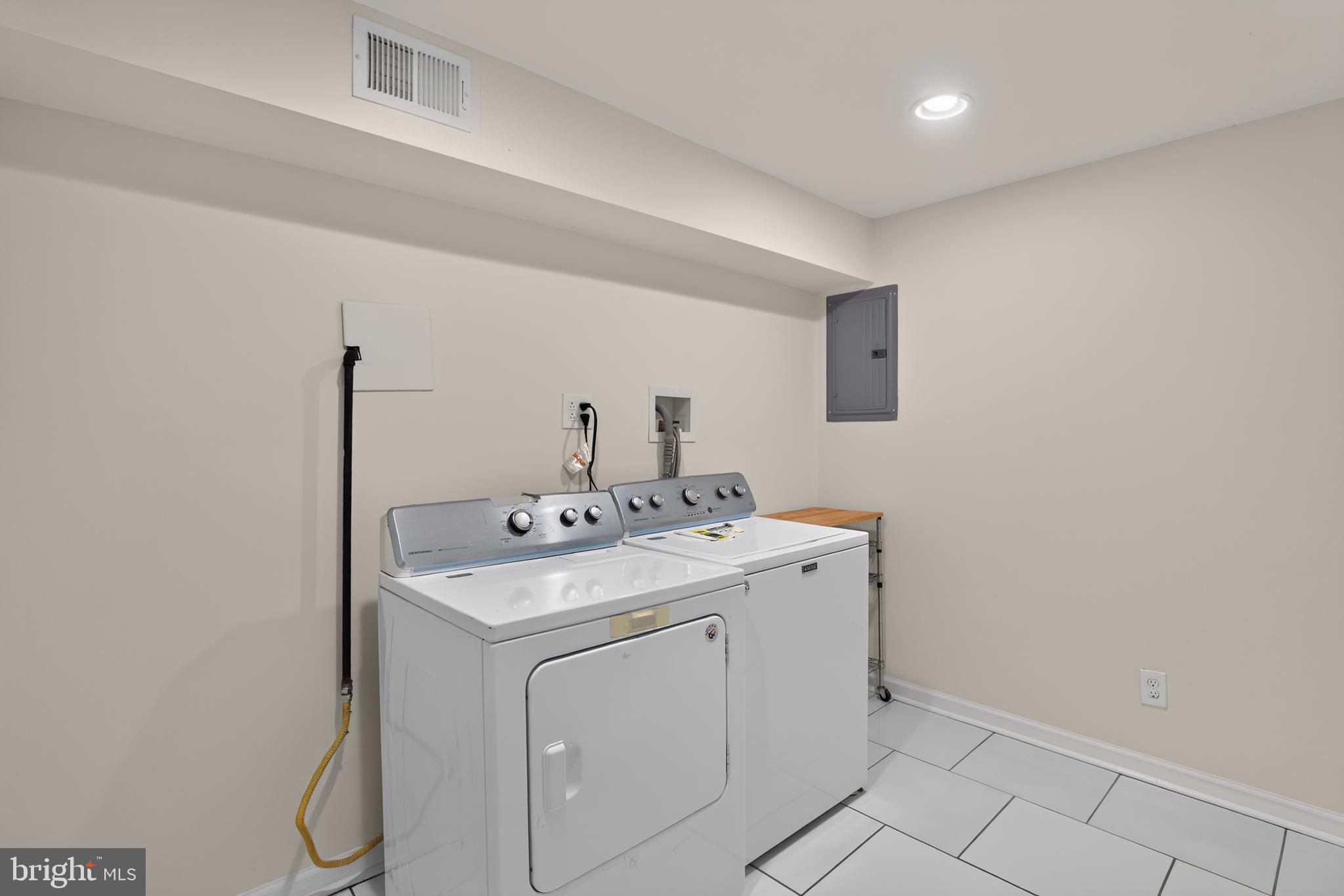 GRAYS FERRY - Residential