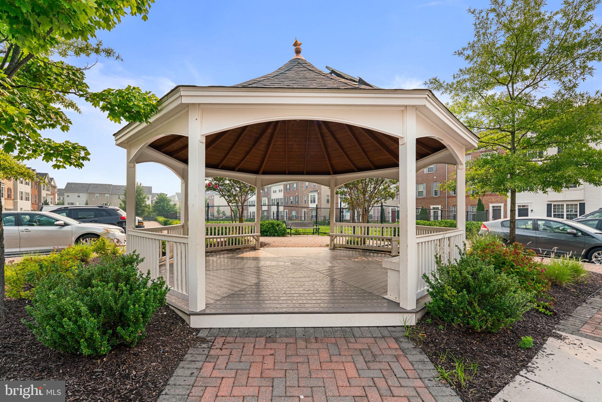 MORRIS PLACE - Residential