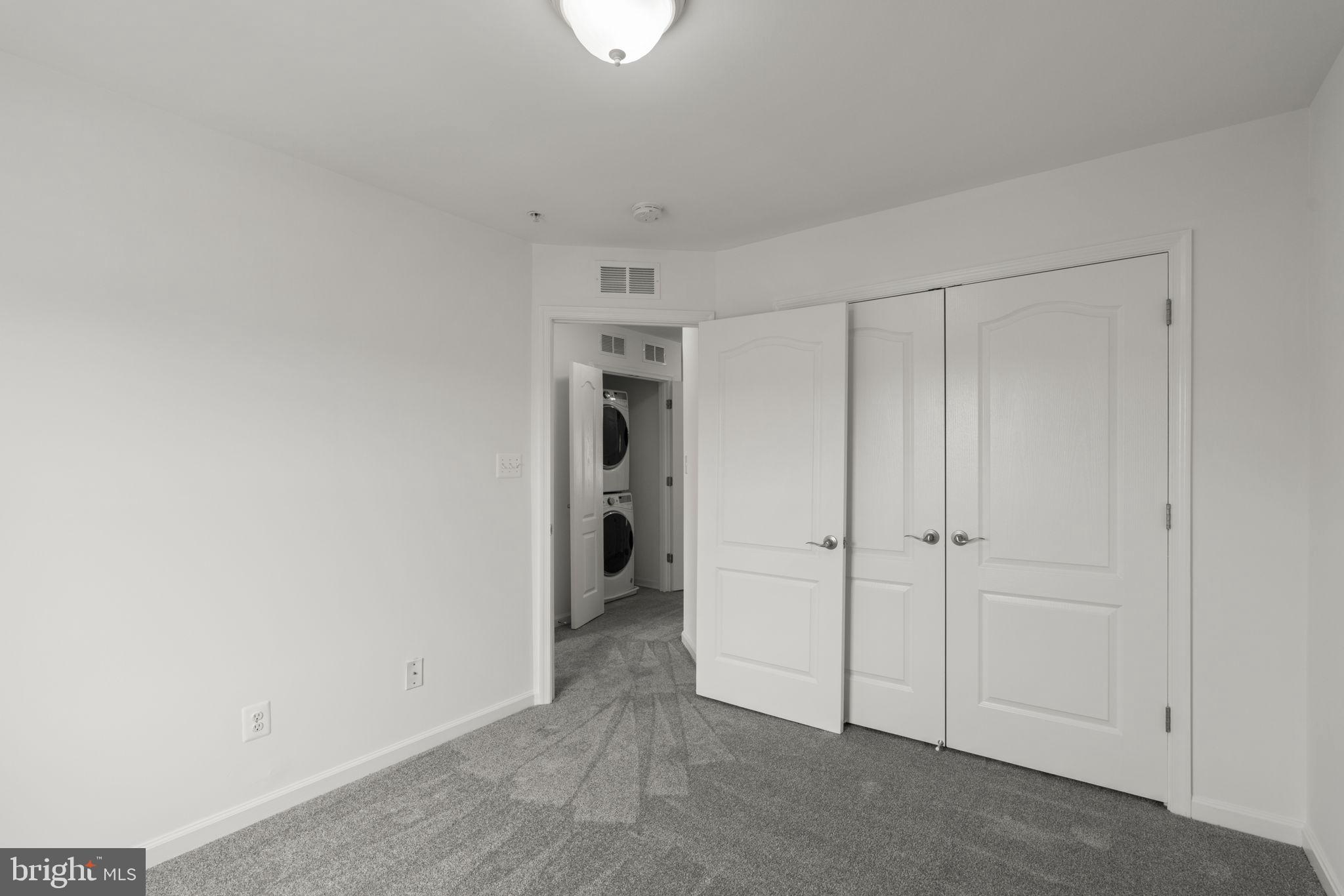 MORRIS PLACE - Residential