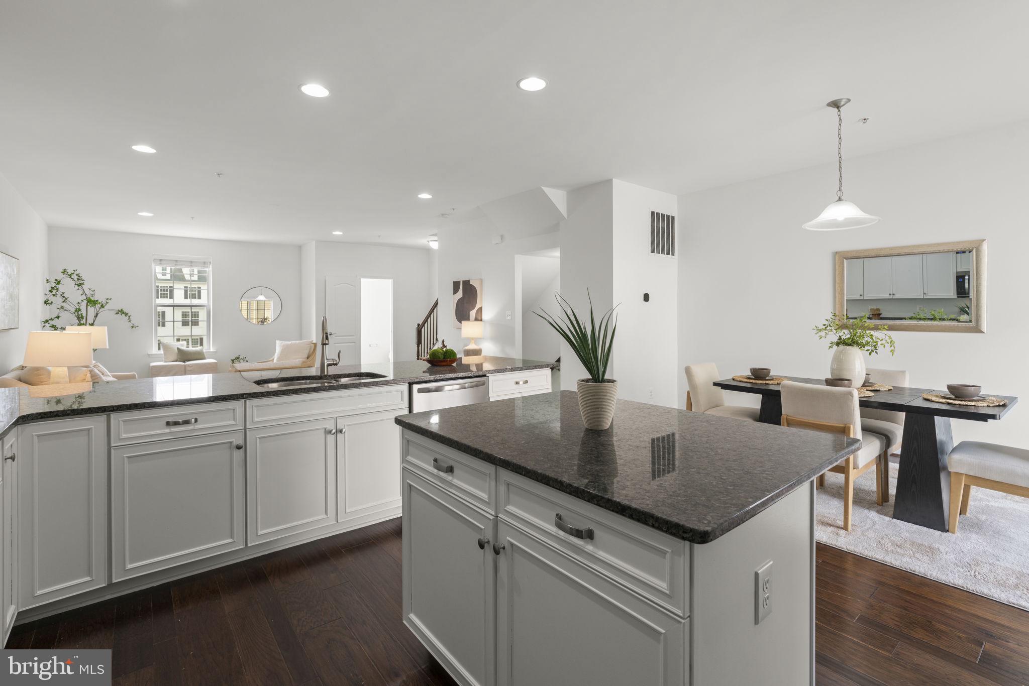 MORRIS PLACE - Residential