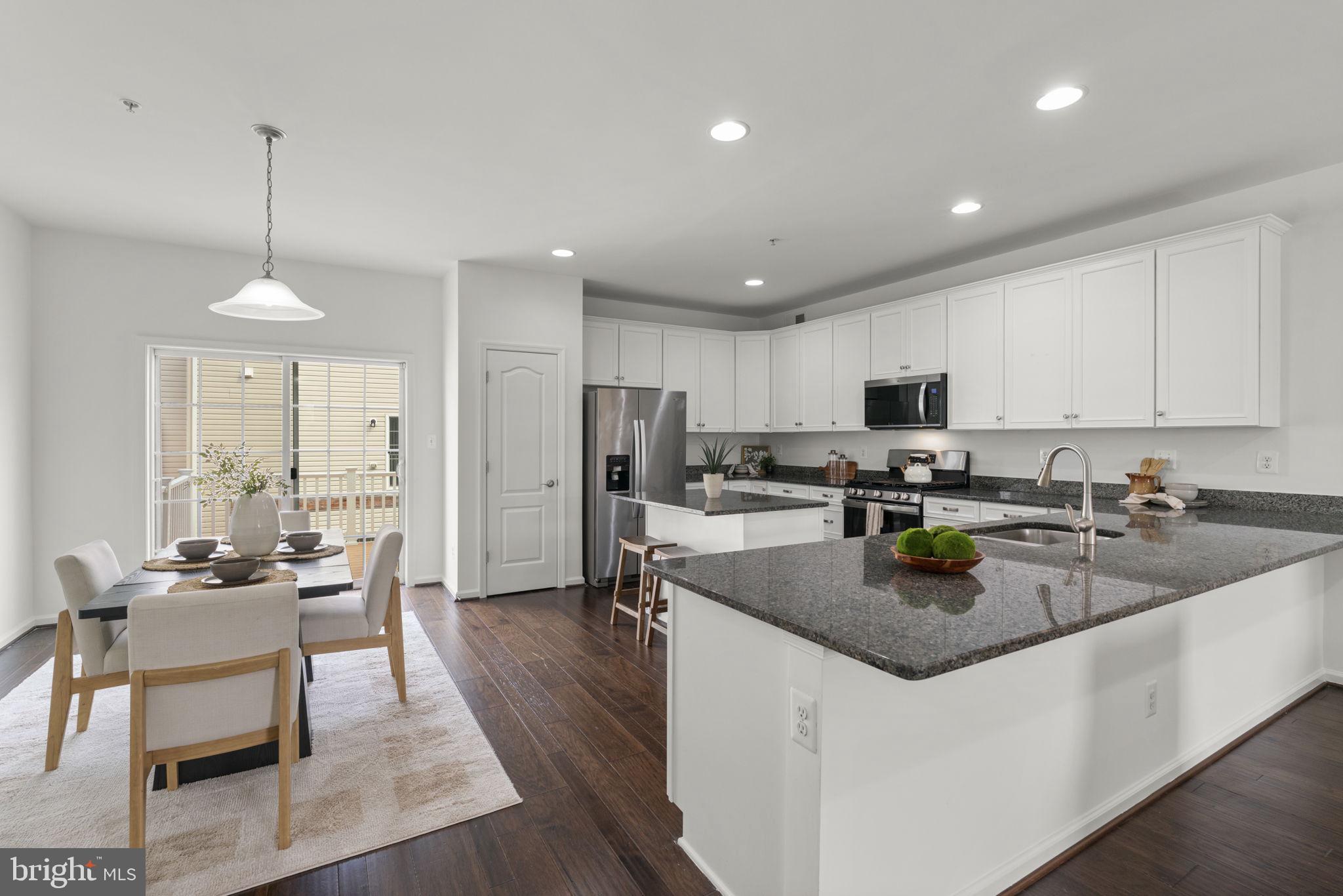 MORRIS PLACE - Residential