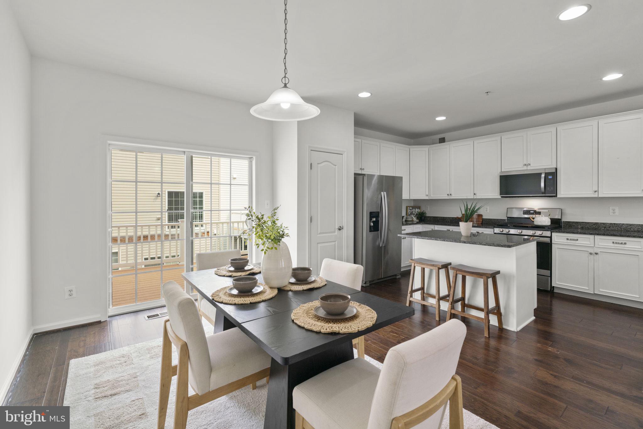 MORRIS PLACE - Residential