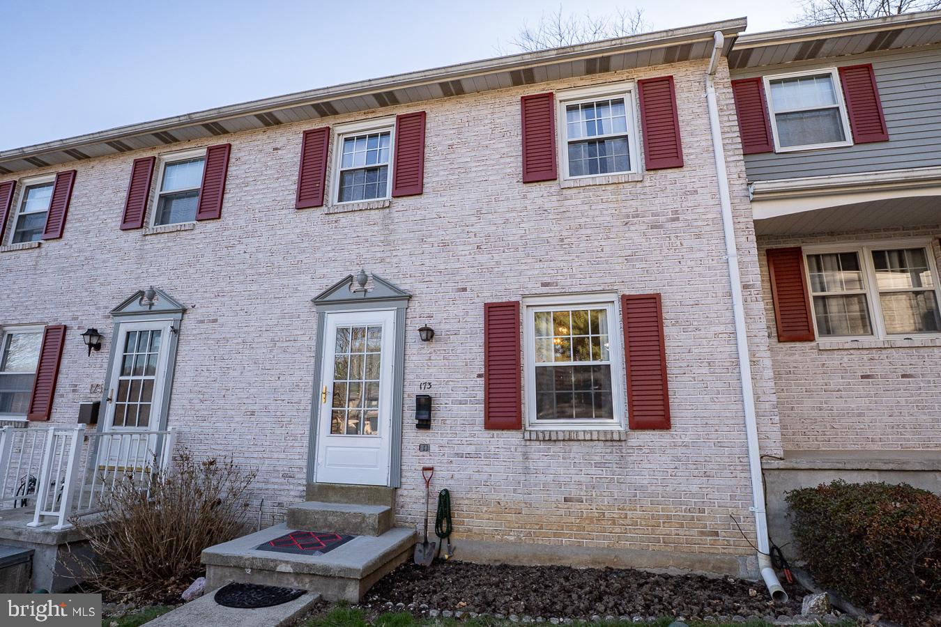 INDIAN SPRINGS - Residential