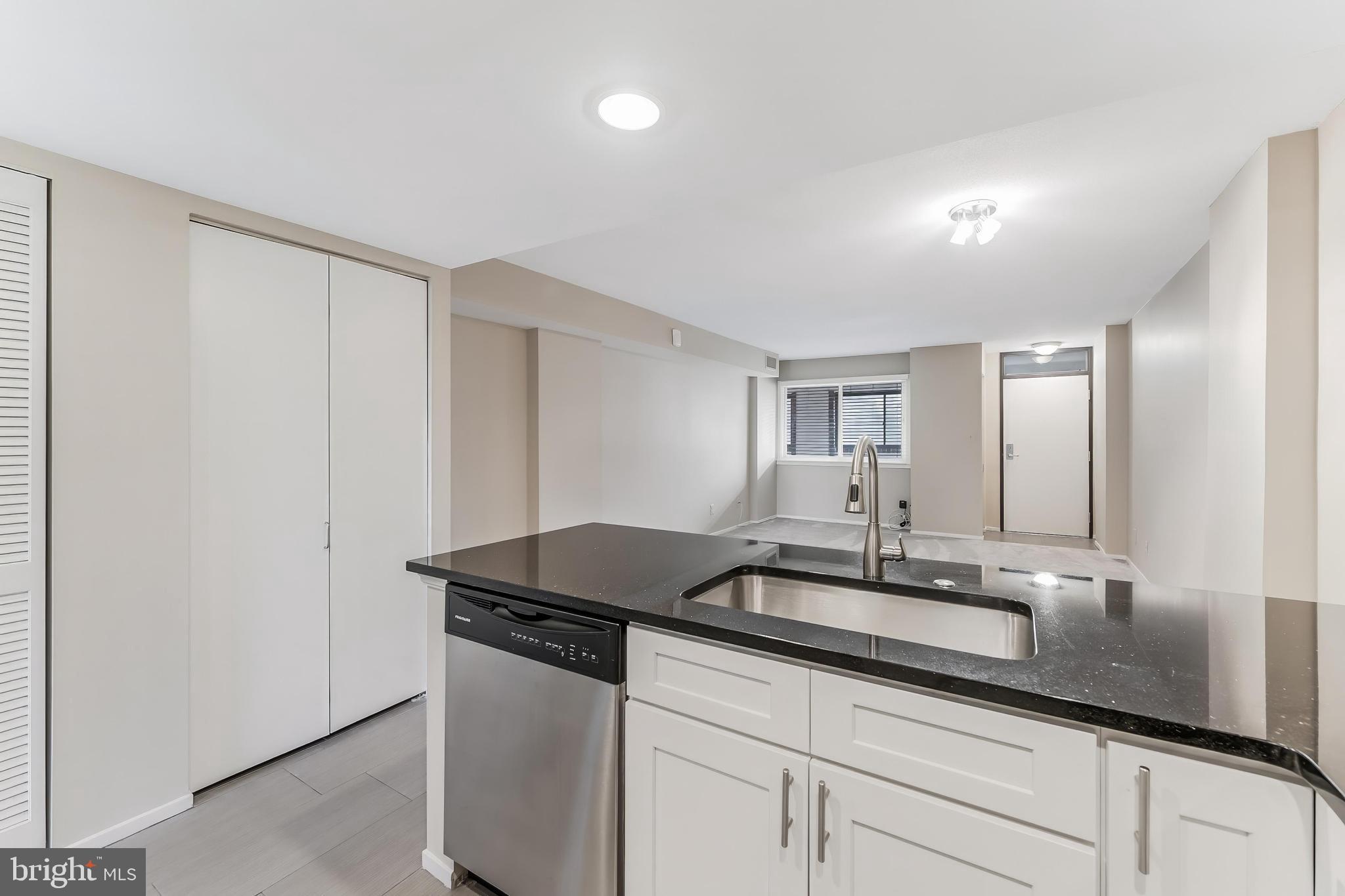 THOREAU PLACE CONDOS - Residential