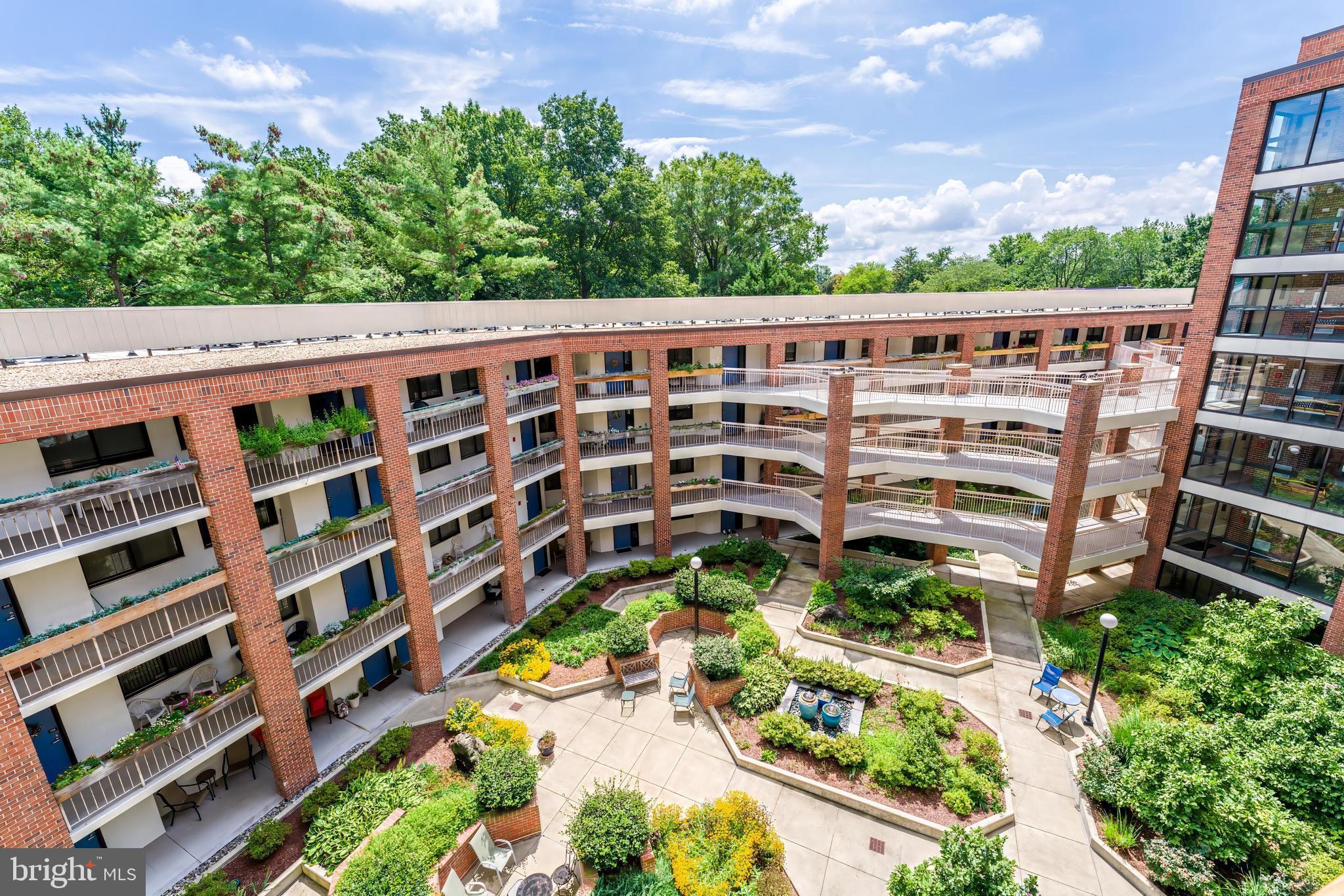 THOREAU PLACE CONDOS - Residential