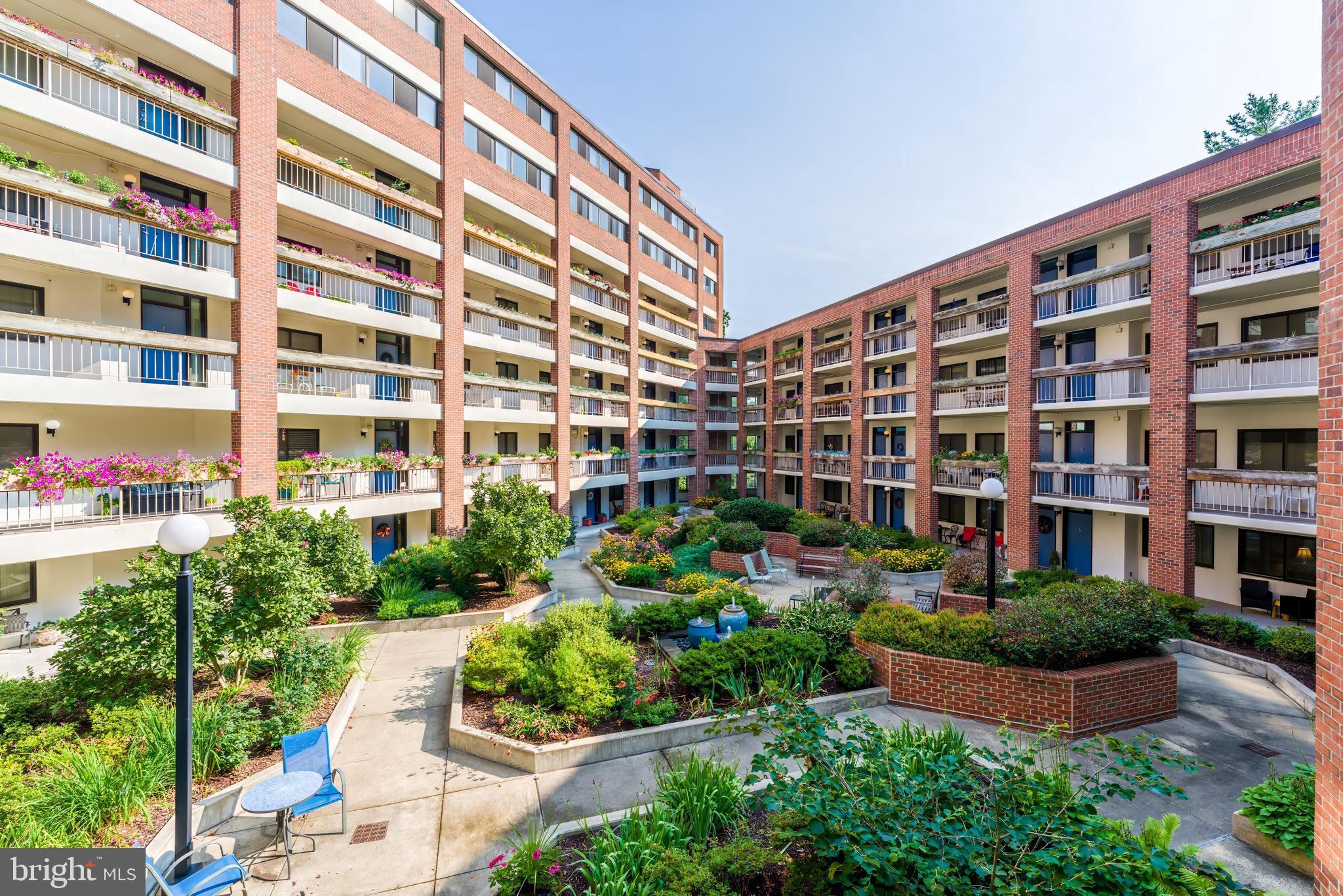 THOREAU PLACE CONDOS - Residential