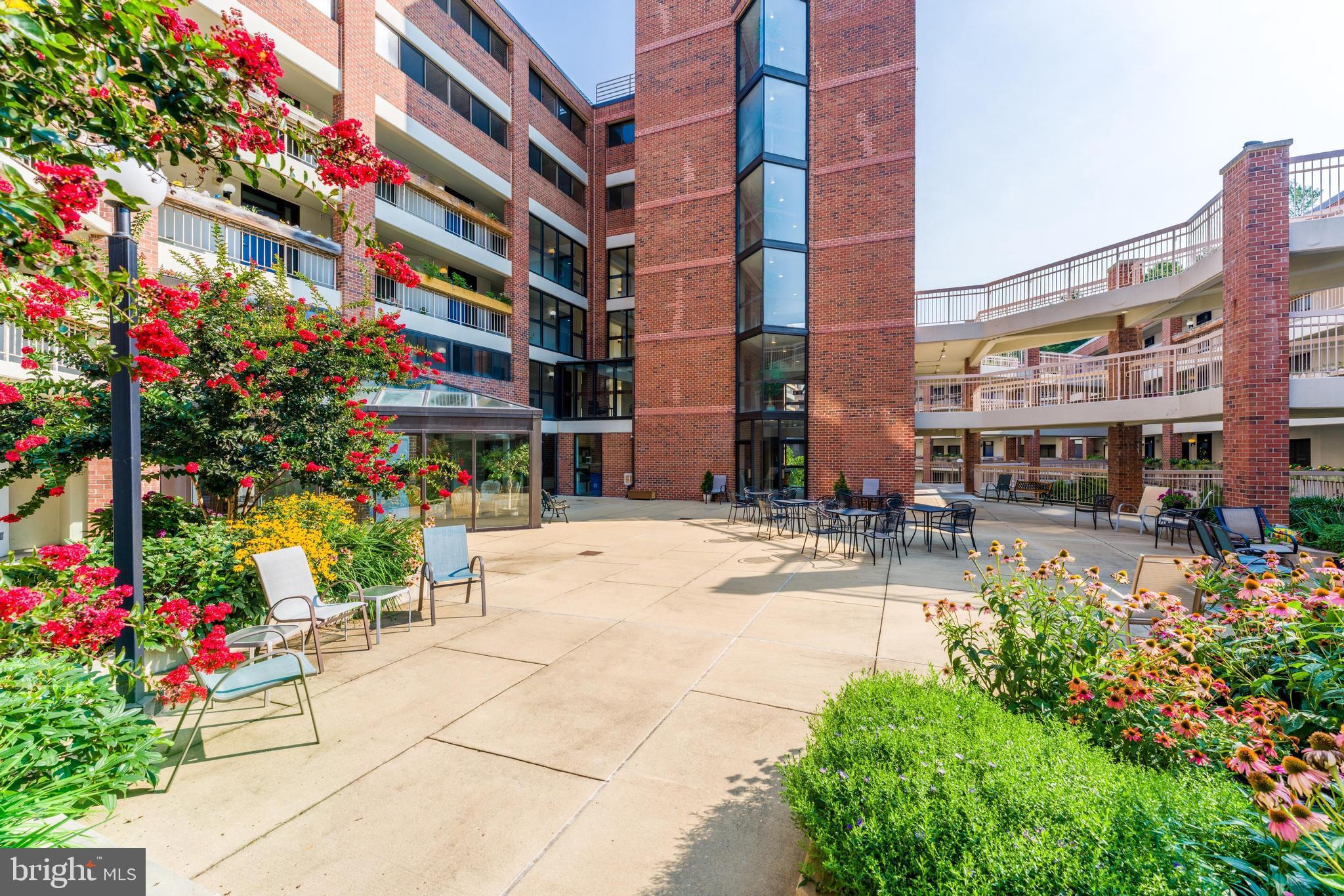 THOREAU PLACE CONDOS - Residential