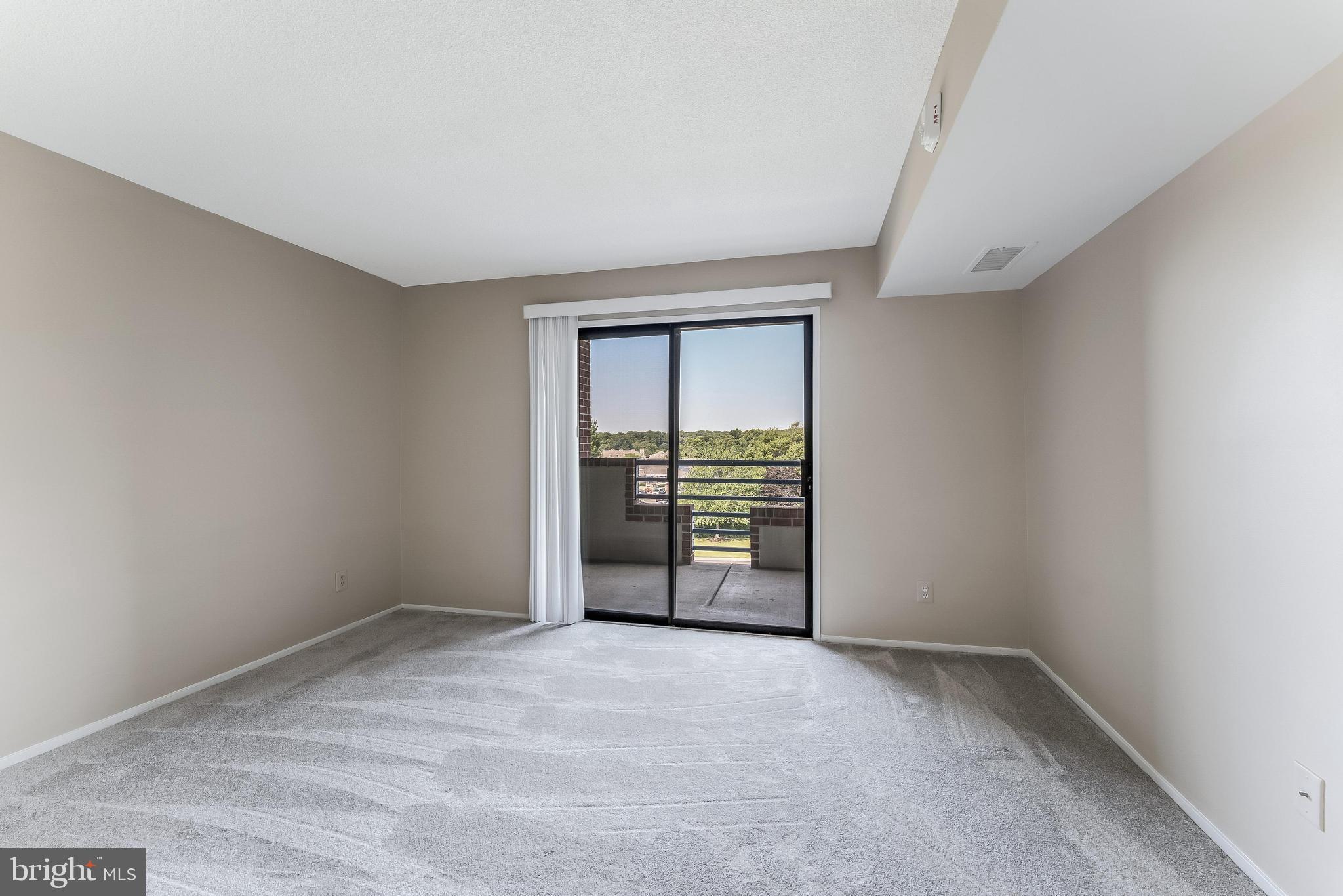 THOREAU PLACE CONDOS - Residential