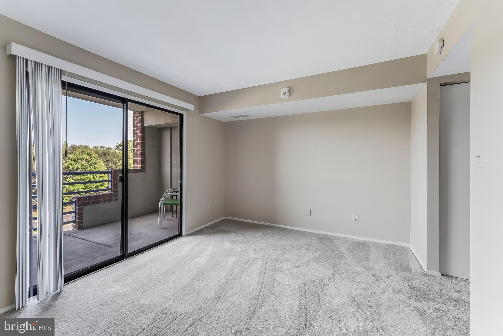 THOREAU PLACE CONDOS - Residential