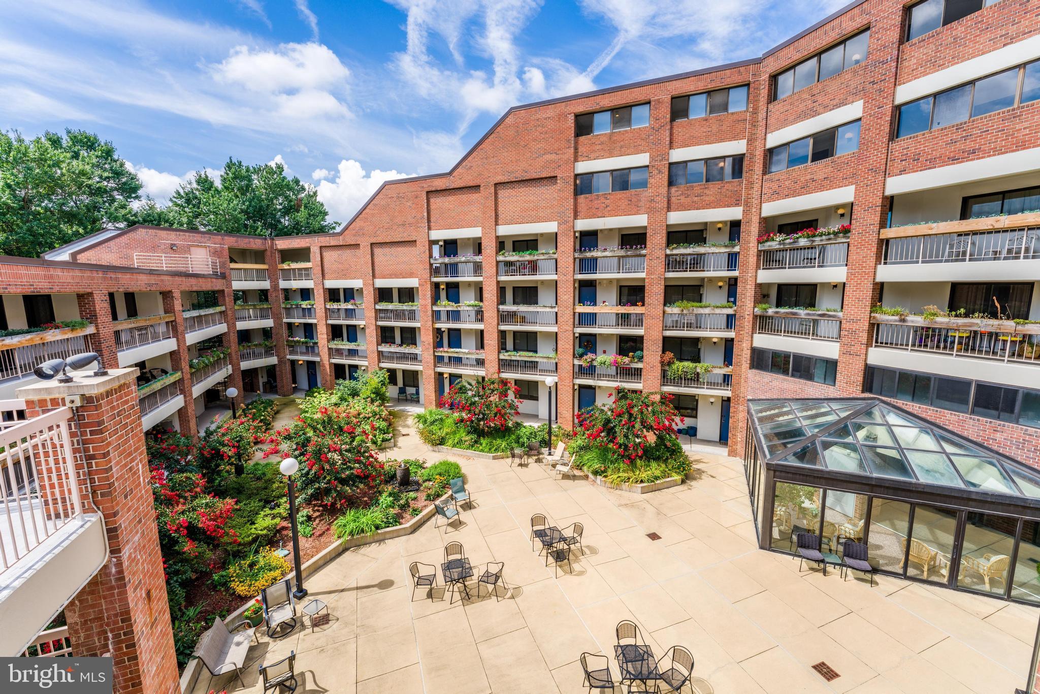 THOREAU PLACE CONDOS - Residential