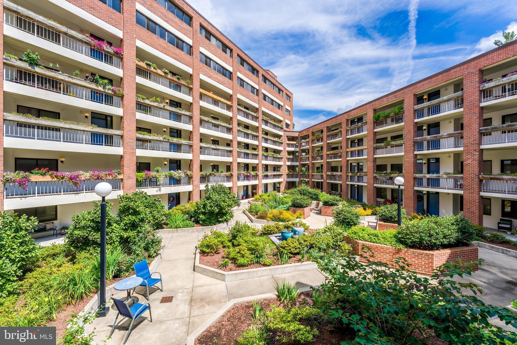 THOREAU PLACE CONDOS - Residential