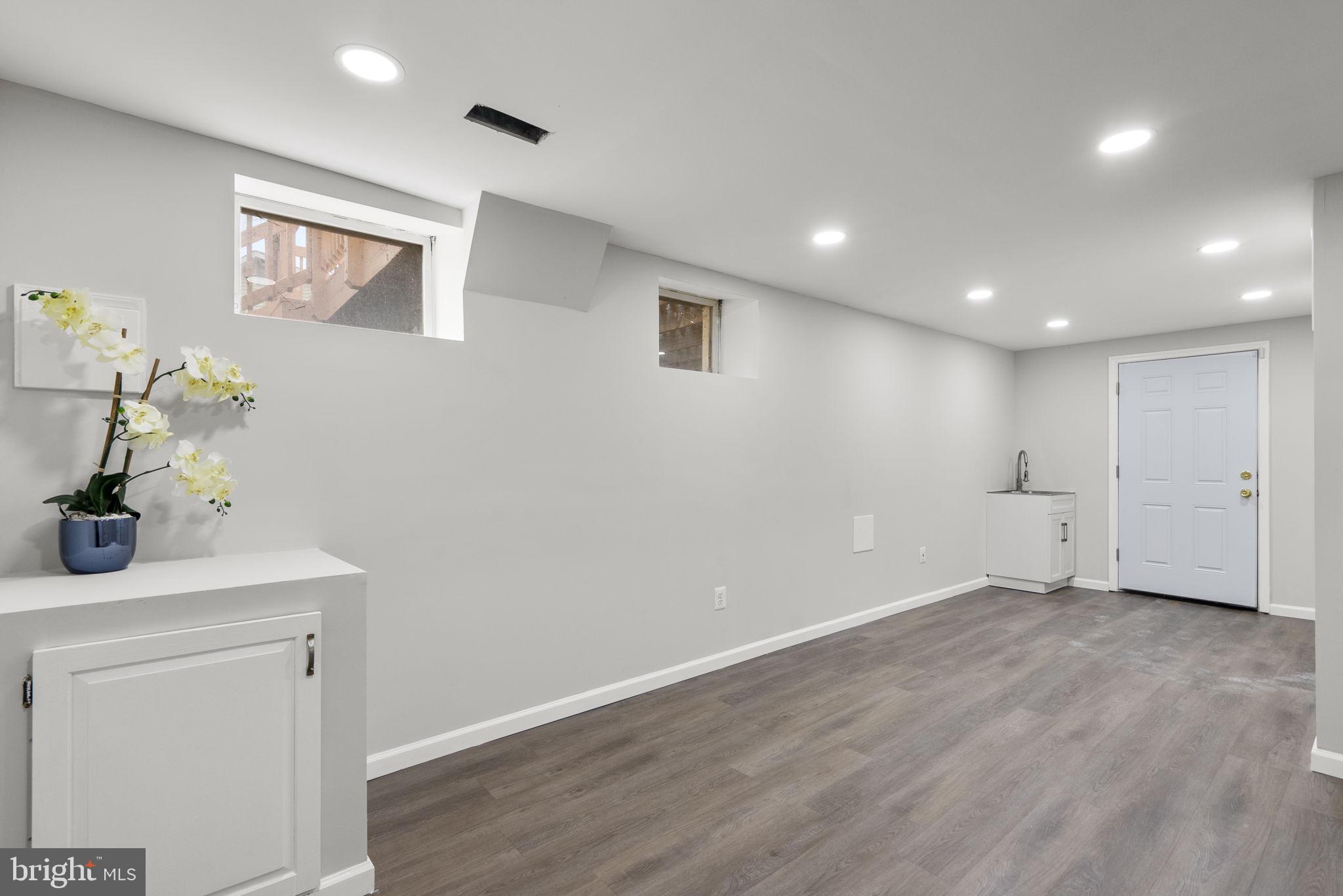 GERMANTOWN ESTATES - Residential