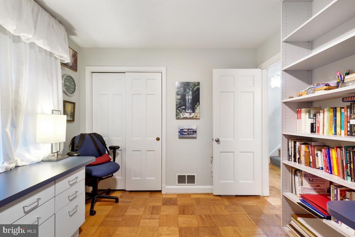 WOODBURN - Residential