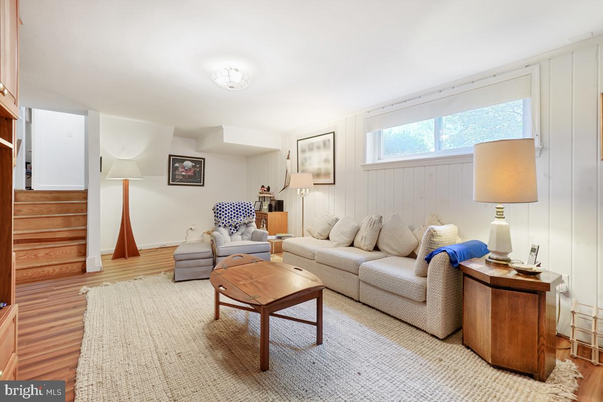 WOODBURN - Residential