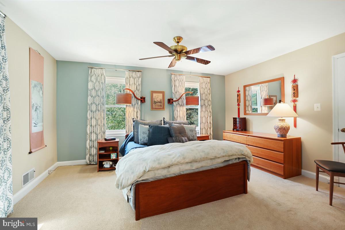 WOODBURN - Residential