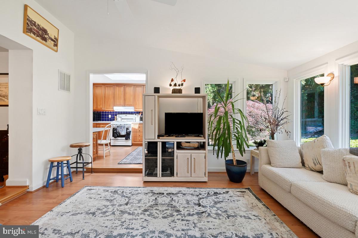 WOODBURN - Residential