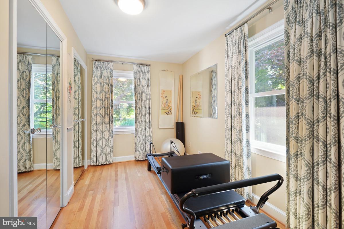 WOODBURN - Residential
