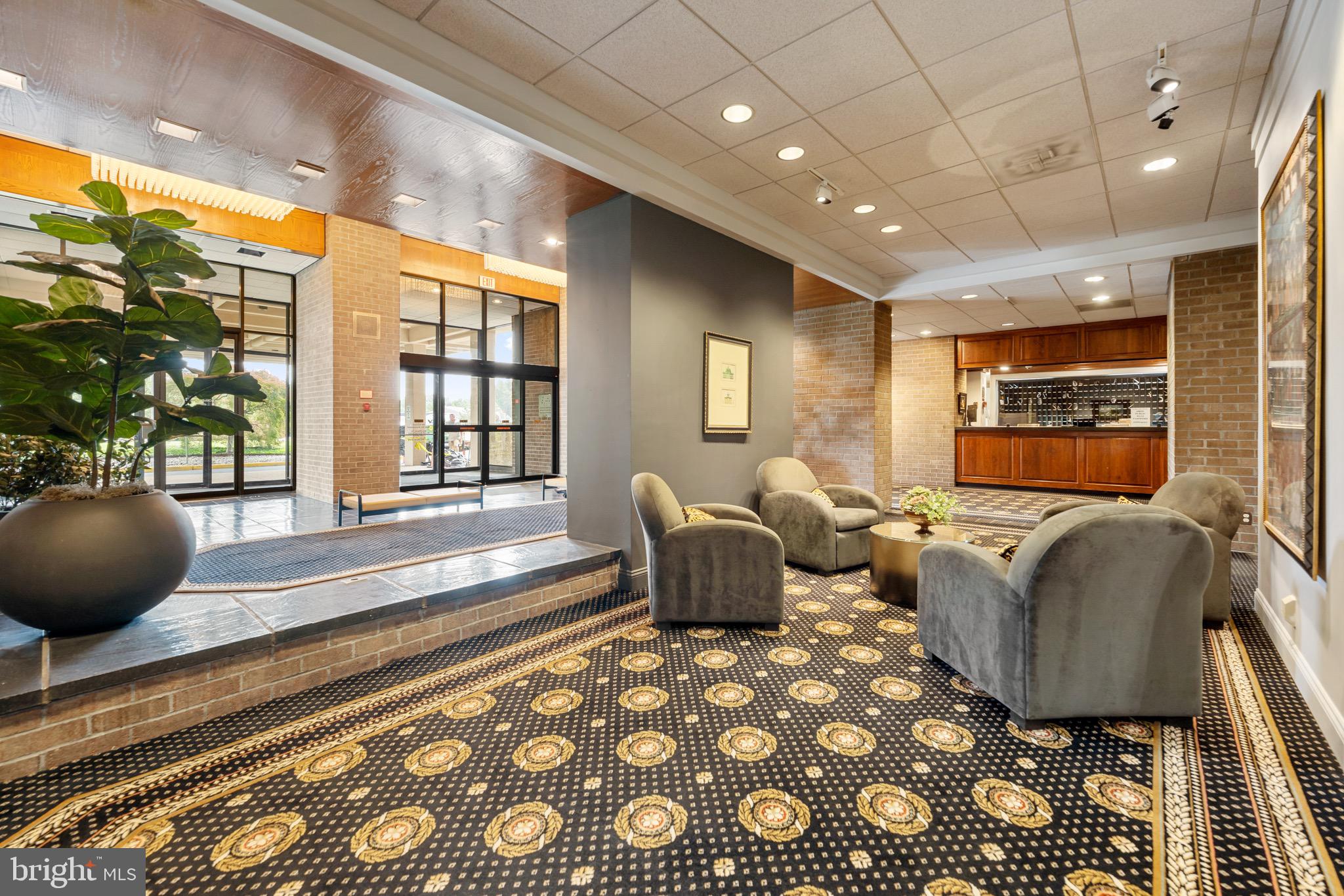 REGENCY AT MCLEAN - Residential