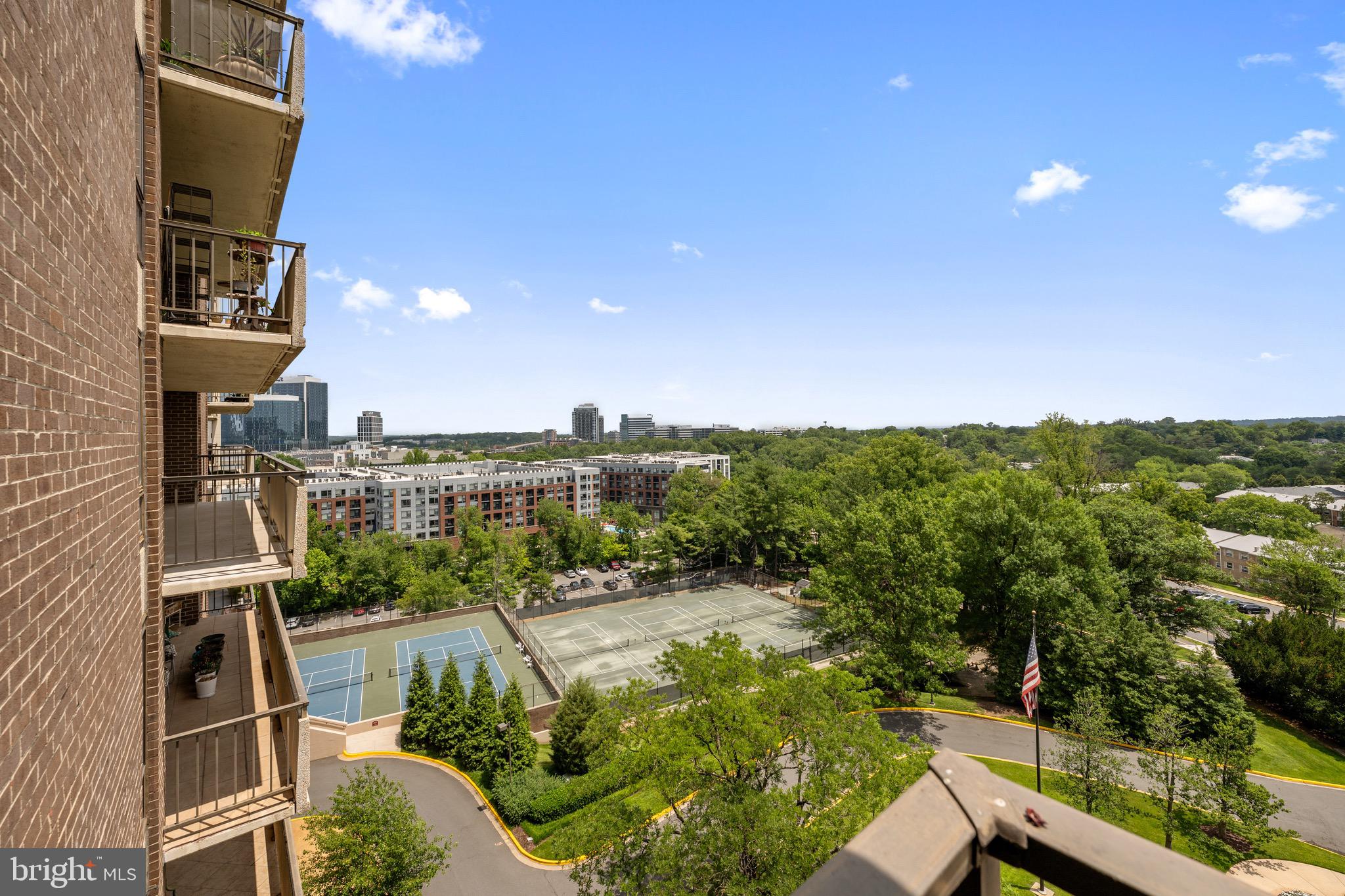 REGENCY AT MCLEAN - Residential