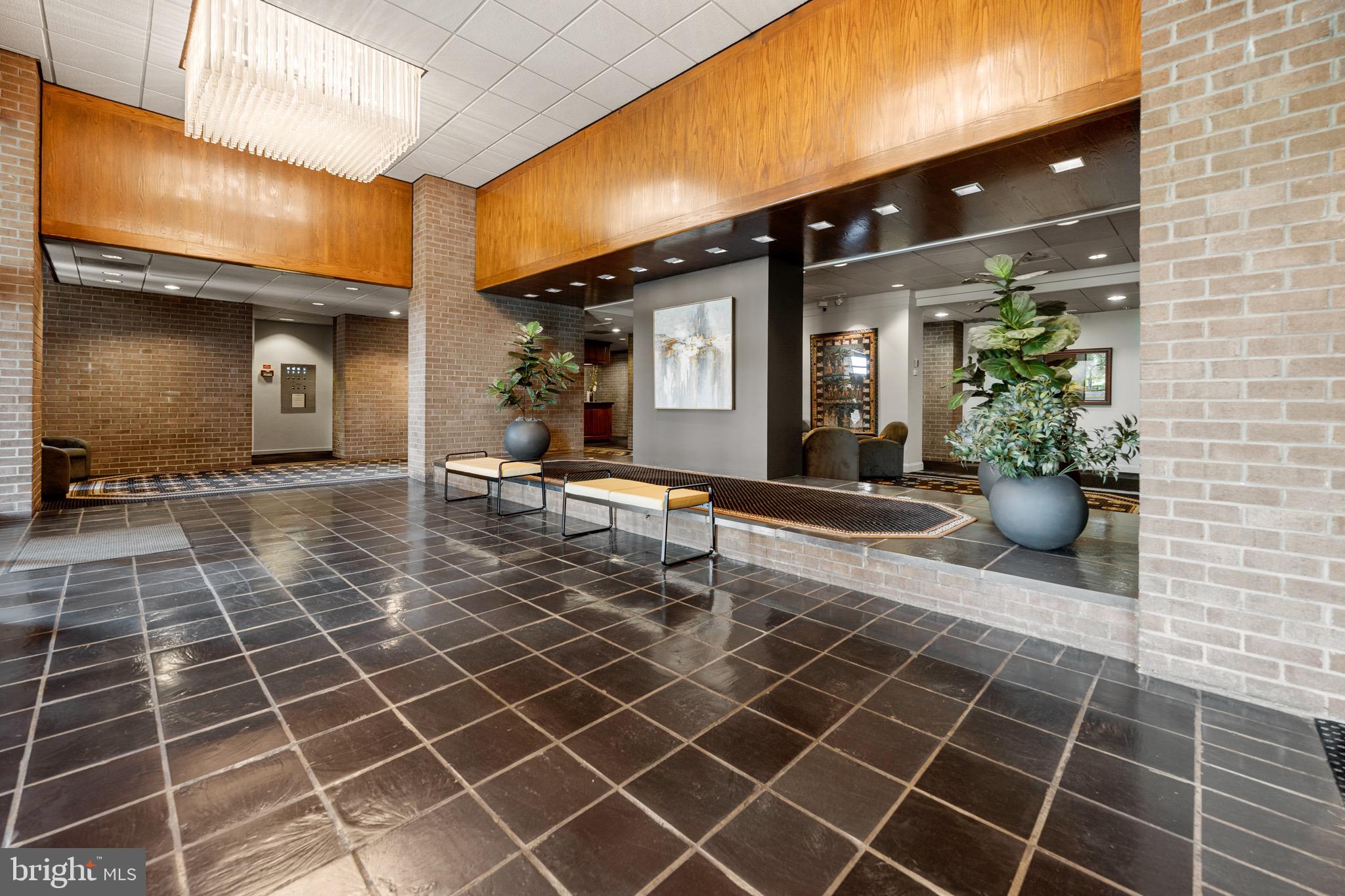 REGENCY AT MCLEAN - Residential