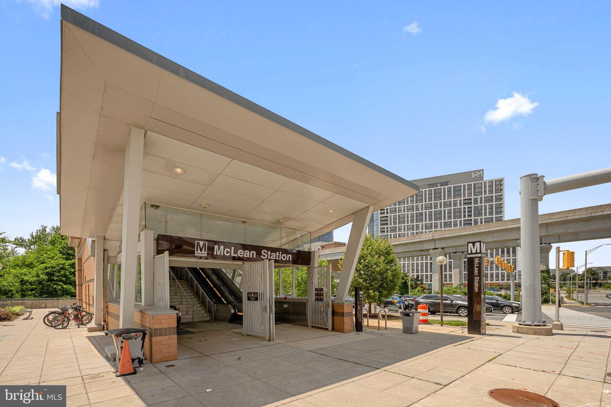REGENCY AT MCLEAN - Residential