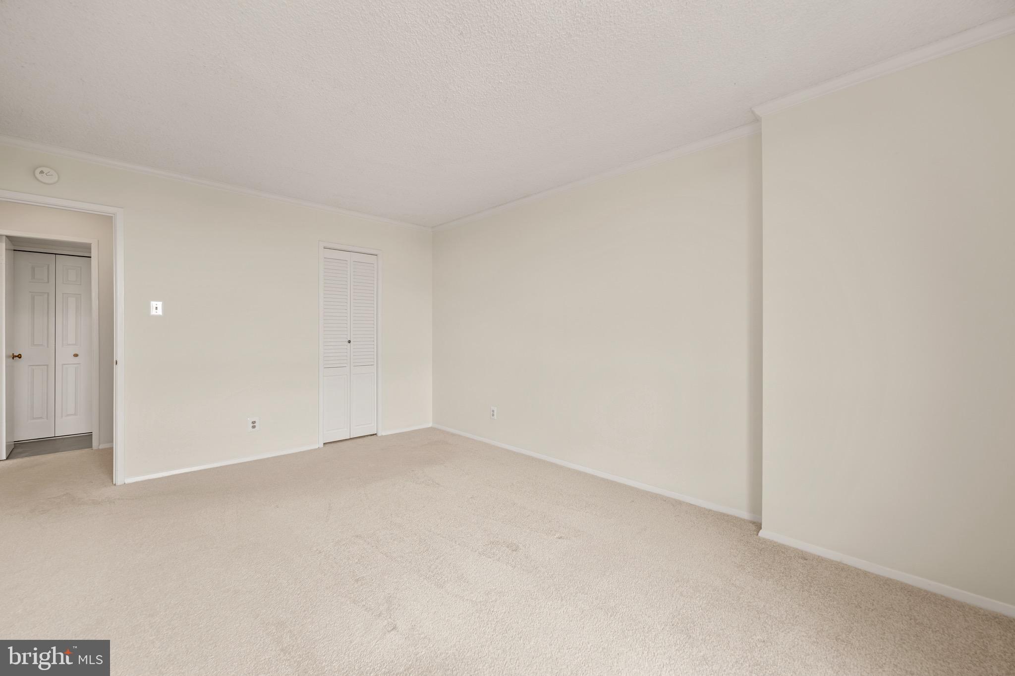 REGENCY AT MCLEAN - Residential