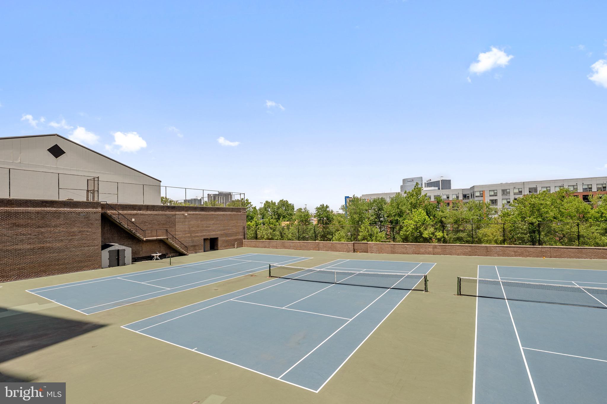 REGENCY AT MCLEAN - Residential