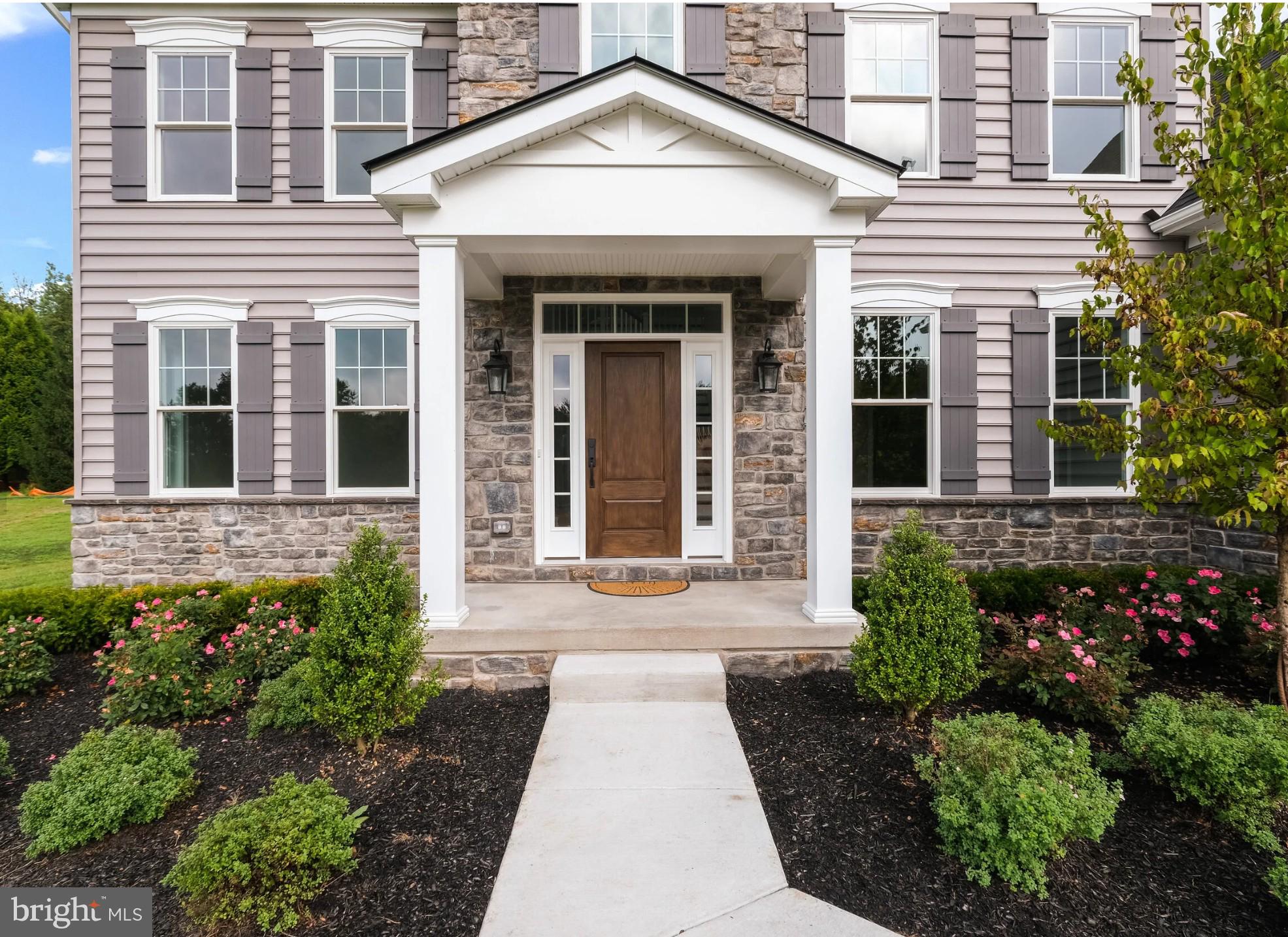 LANSDALE - Residential