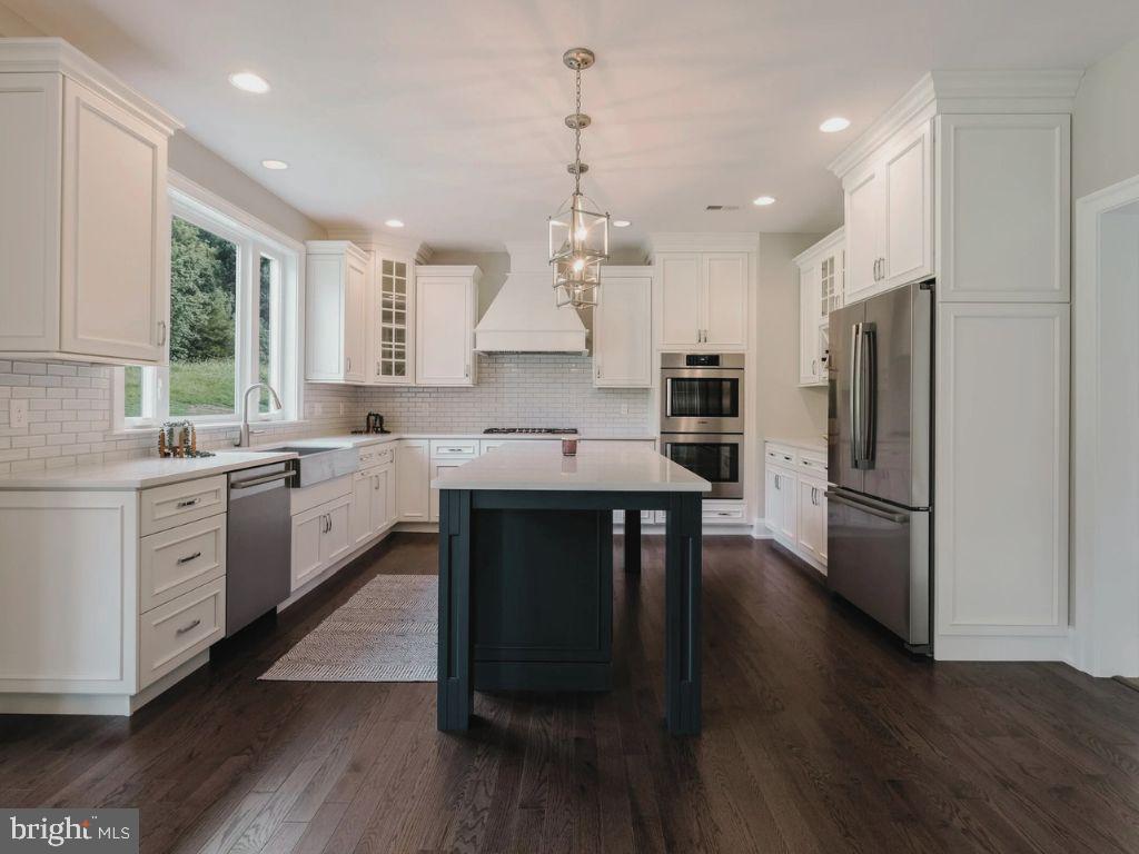 LANSDALE - Residential