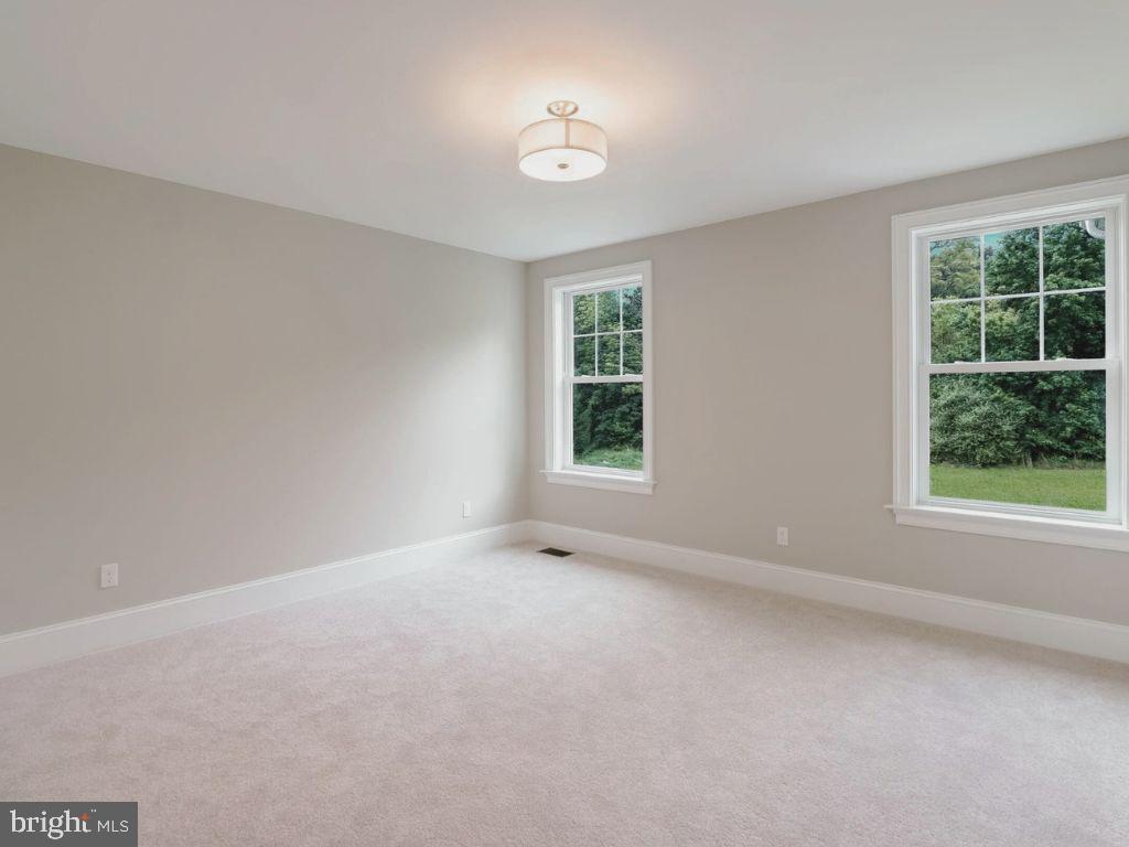 LANSDALE - Residential