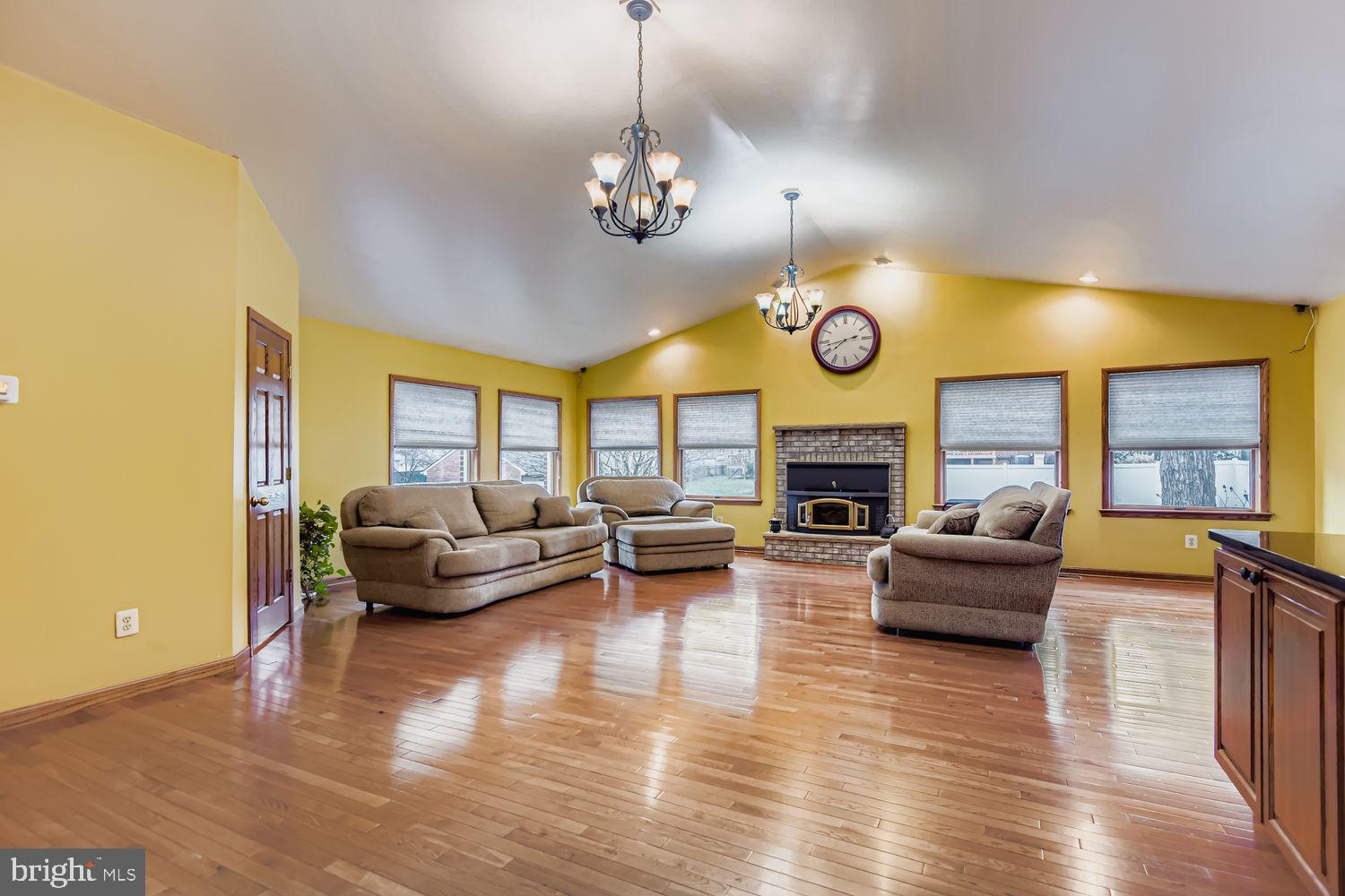 EASTERN HEIGHTS - Residential