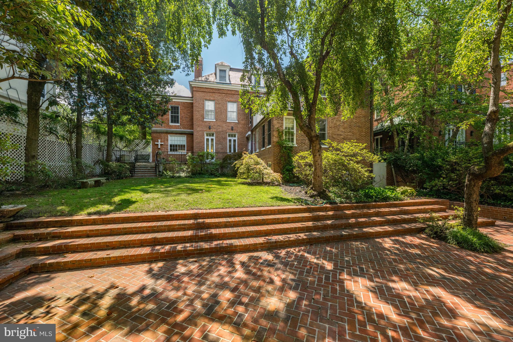 GEORGETOWN - Residential