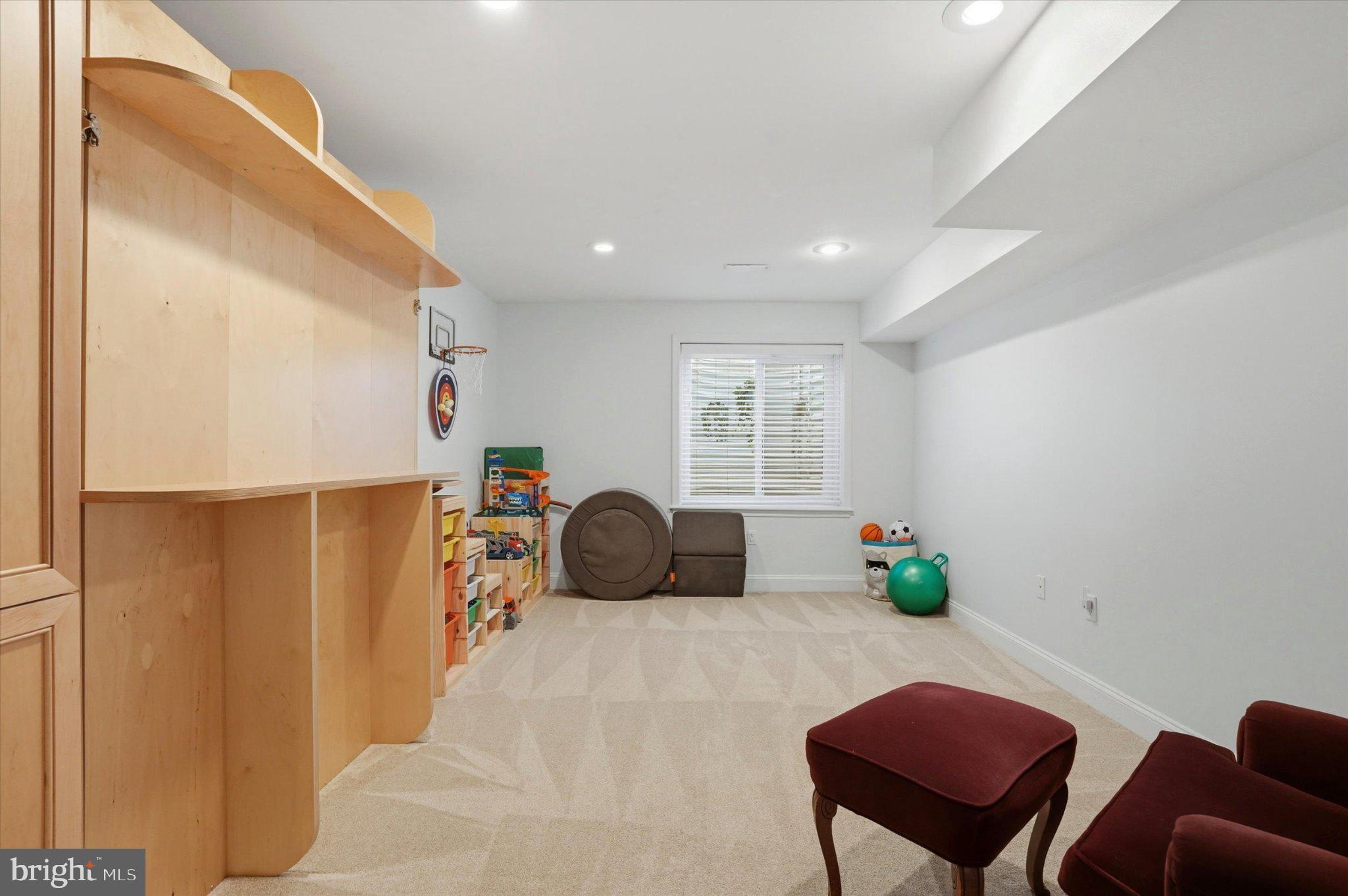 GRADUATE HOSPITAL - Residential