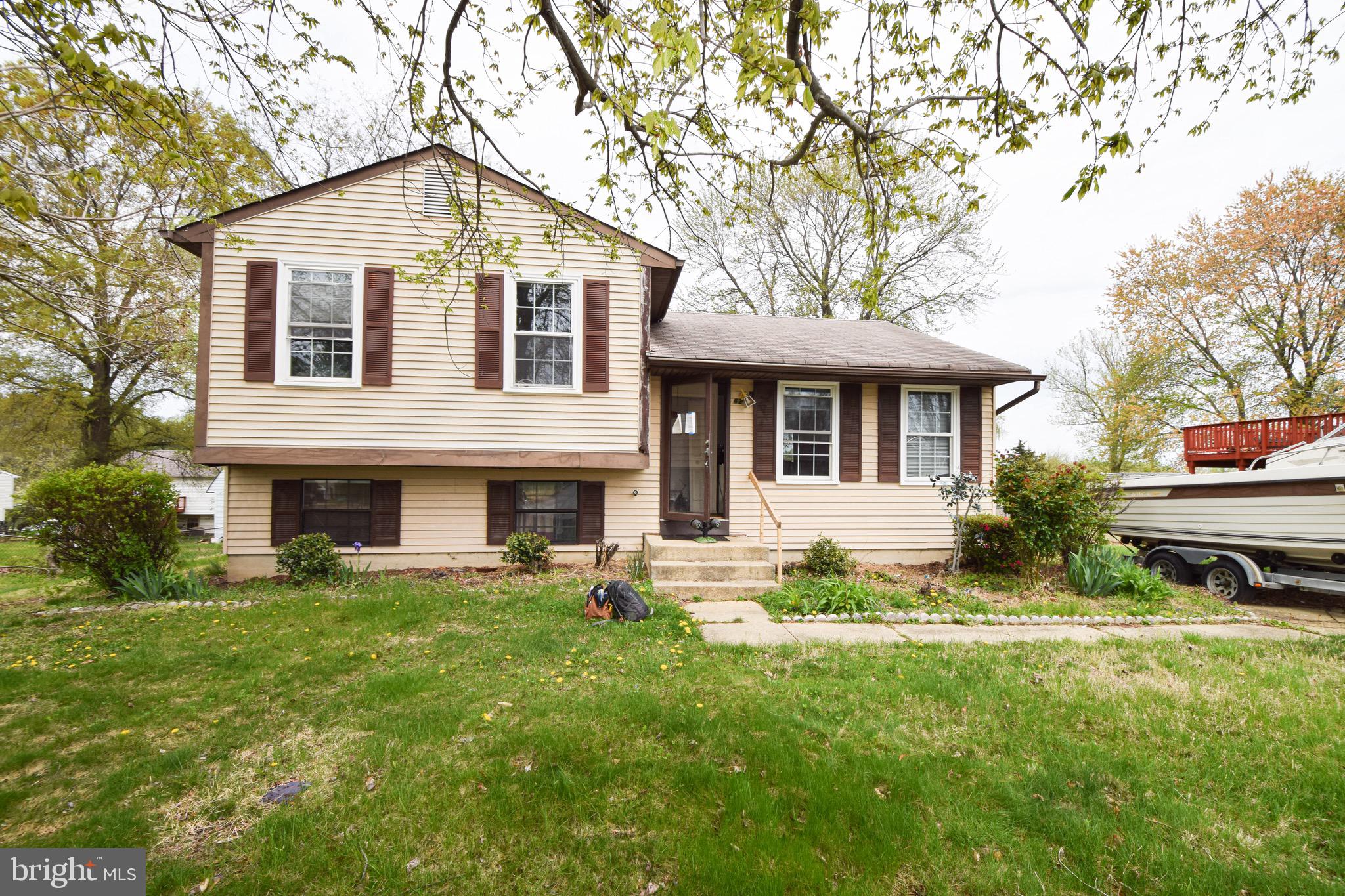 Be sure to see VIRTUAL TOUR for a 3D tour of the home!