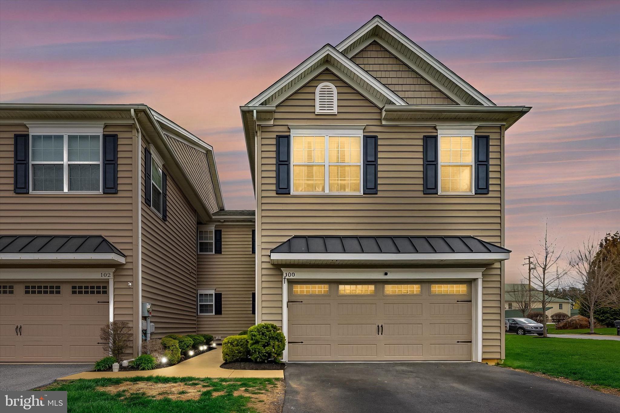 VILLAGE GREENE - Residential