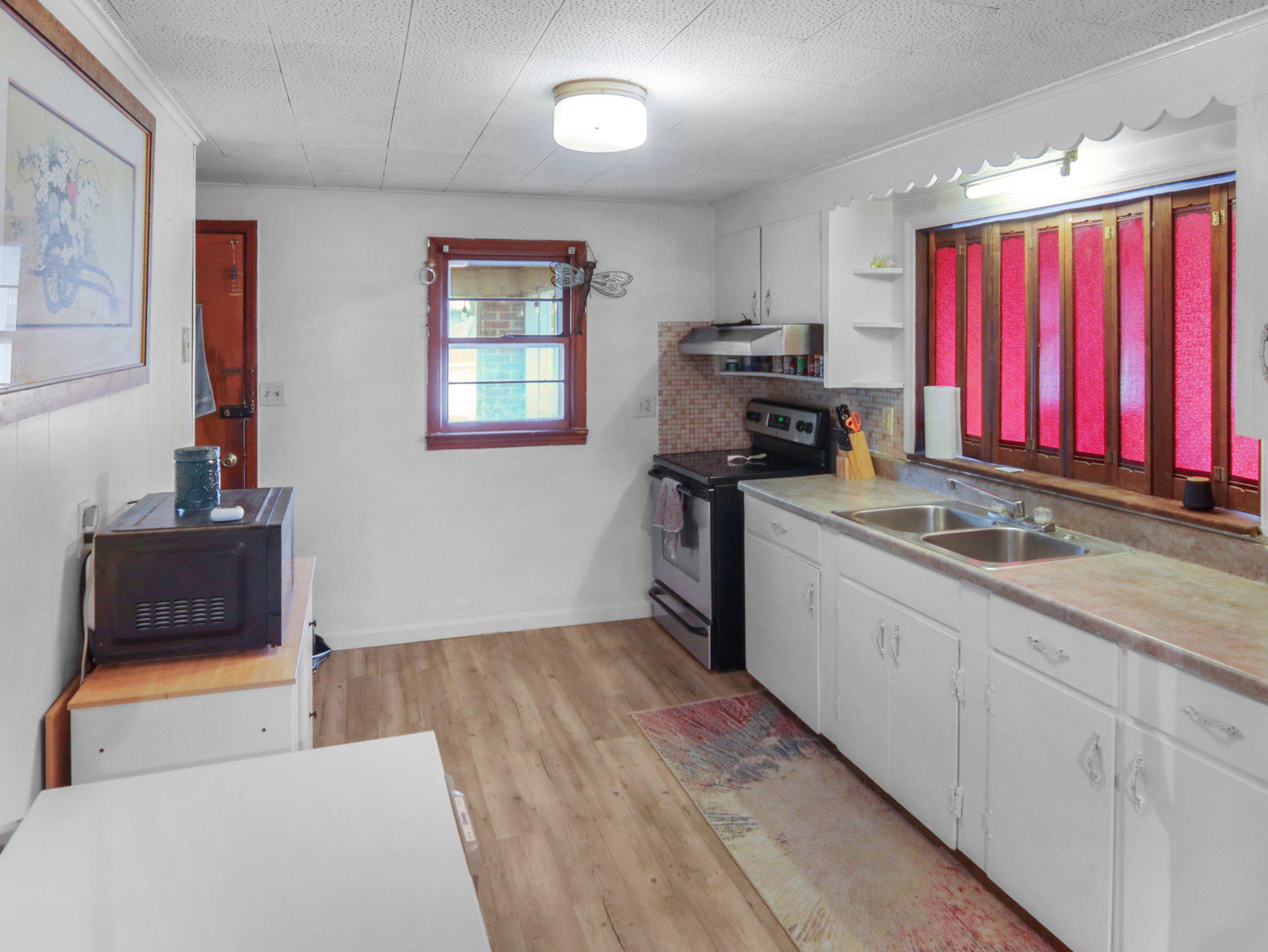 ASHWOOD LAWNS - Residential