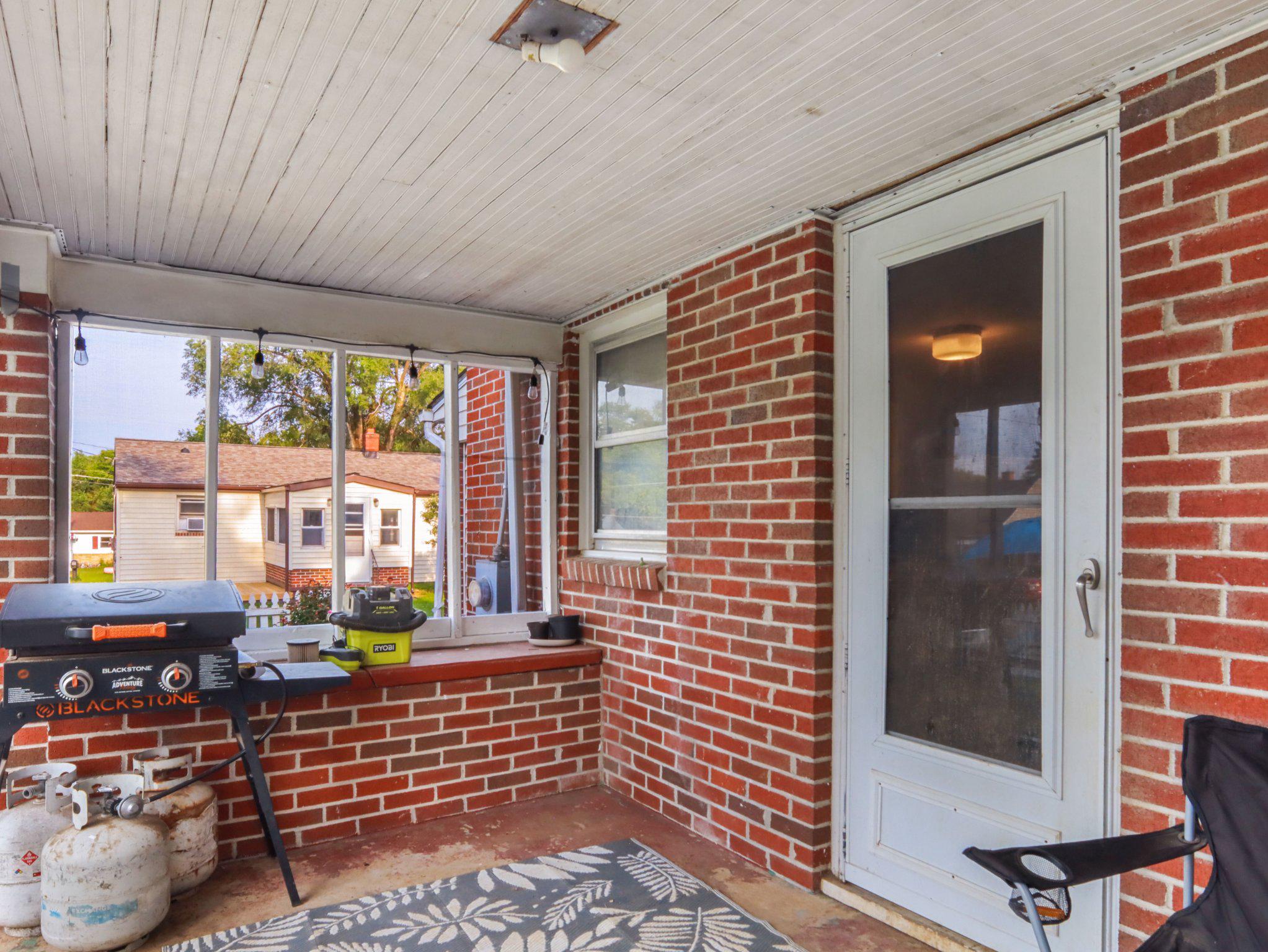 ASHWOOD LAWNS - Residential