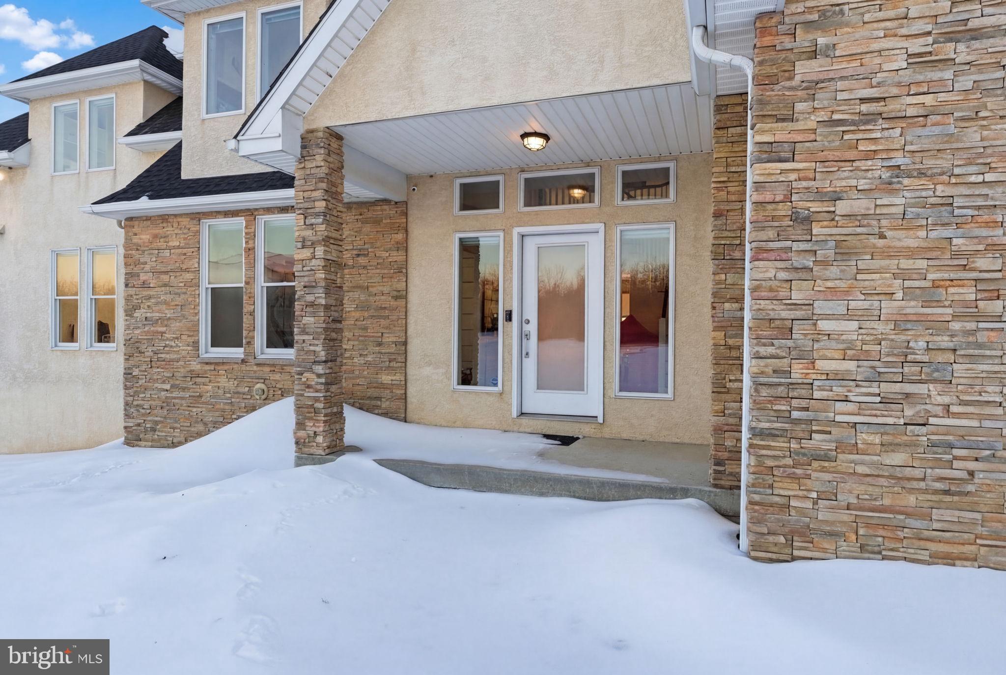 JUNIPER HILL - Residential
