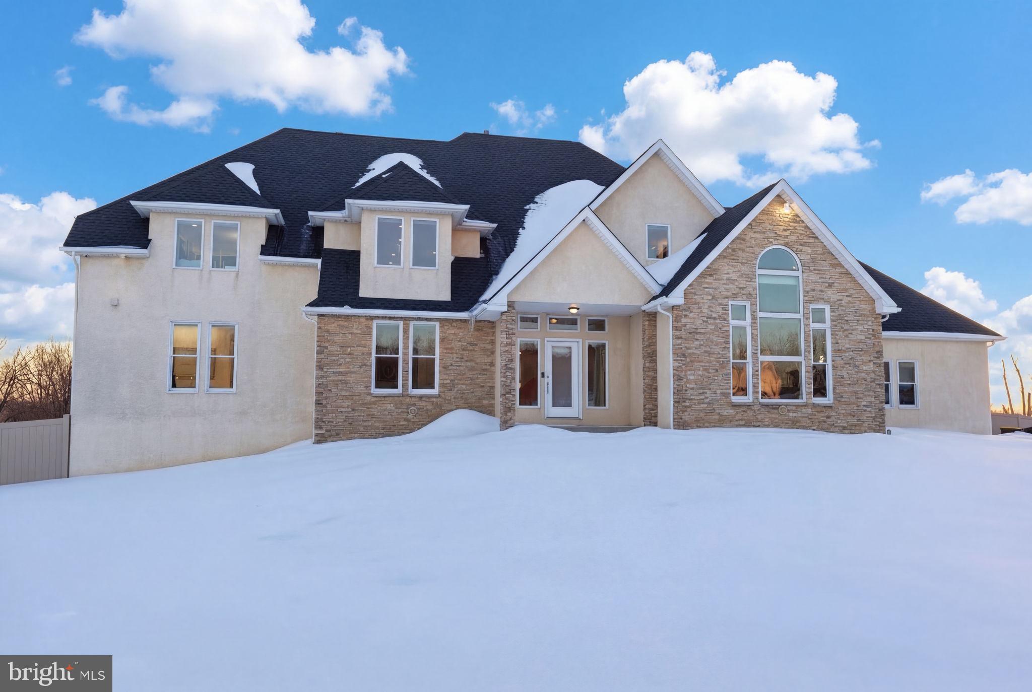 JUNIPER HILL - Residential