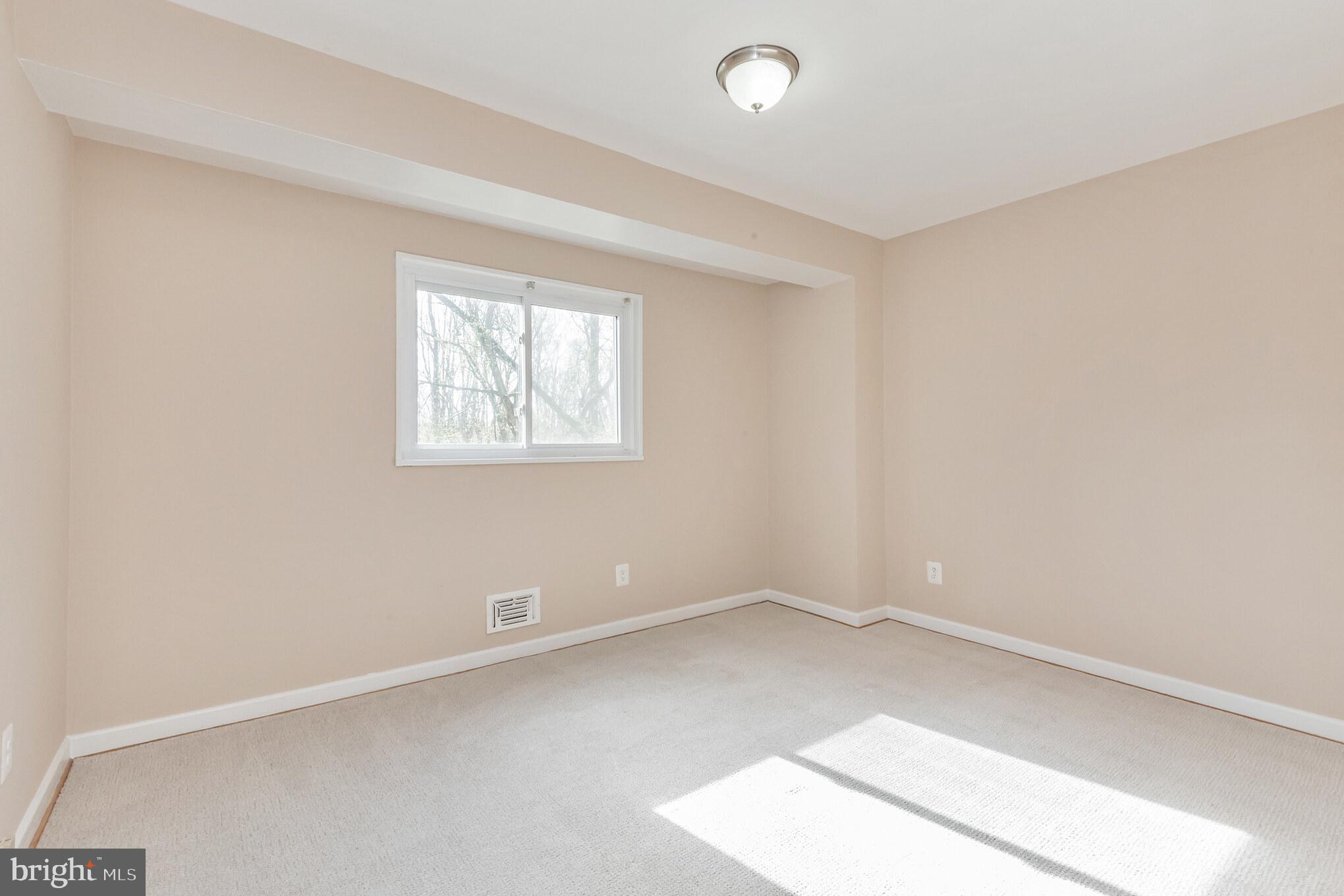 STONEYBROOK ESTATES - Residential