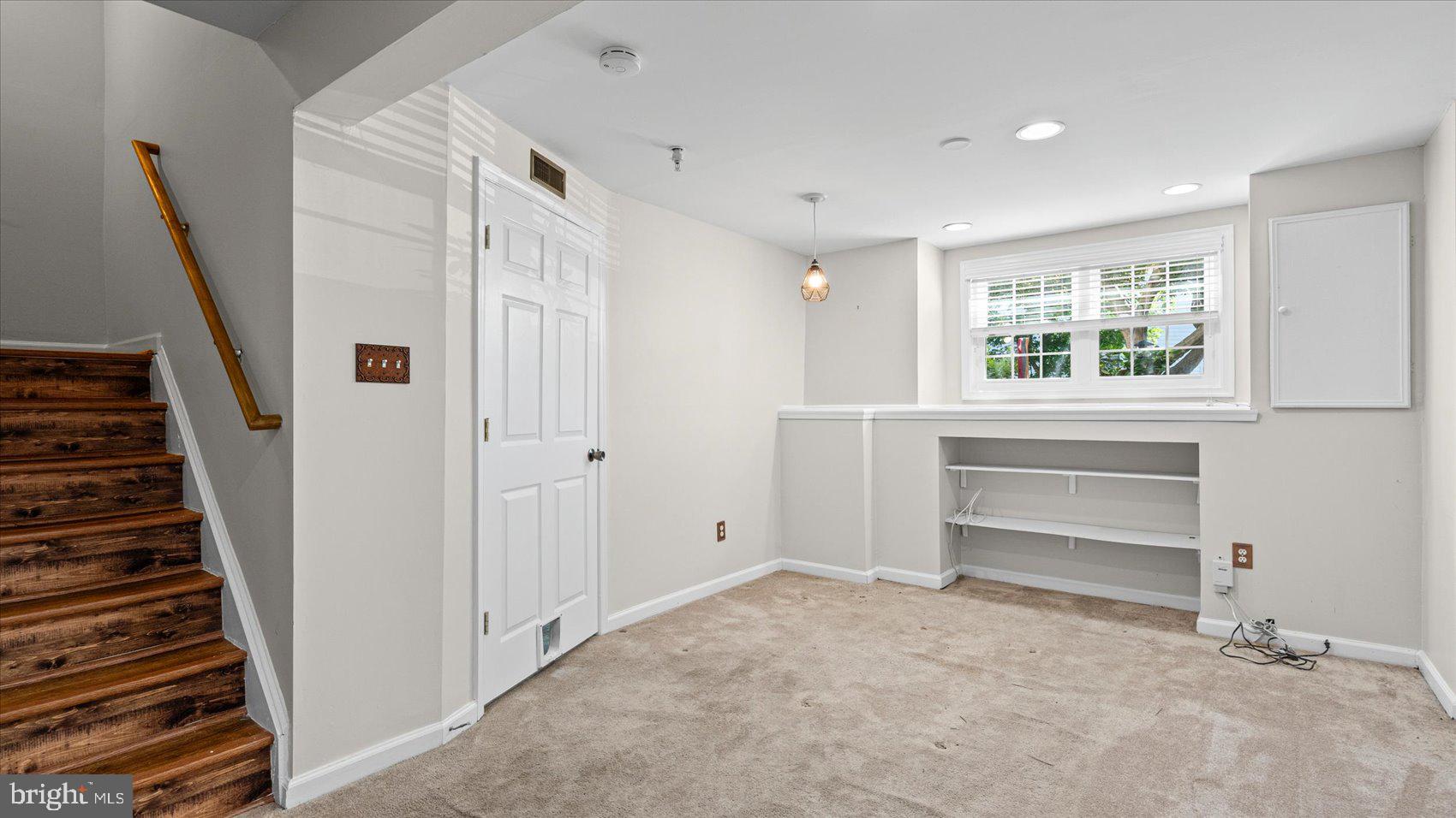 LARK BROWN CROSSING - Residential