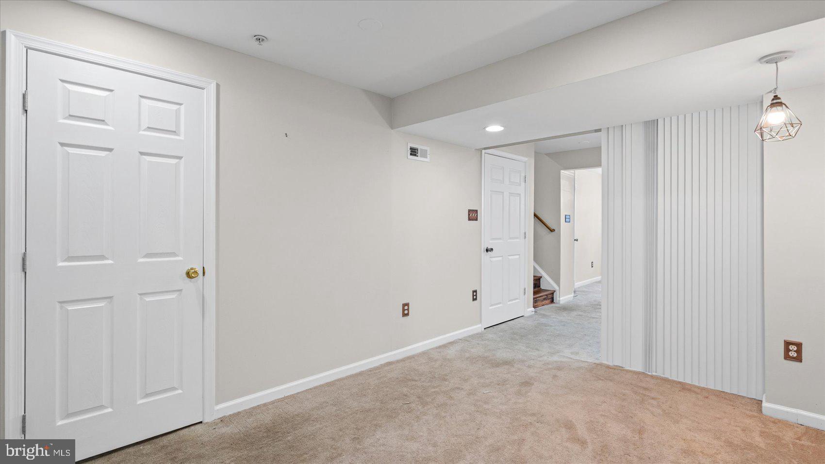 LARK BROWN CROSSING - Residential