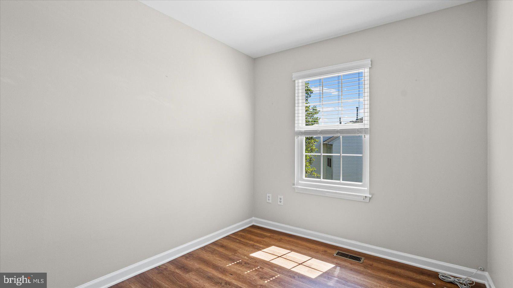 LARK BROWN CROSSING - Residential