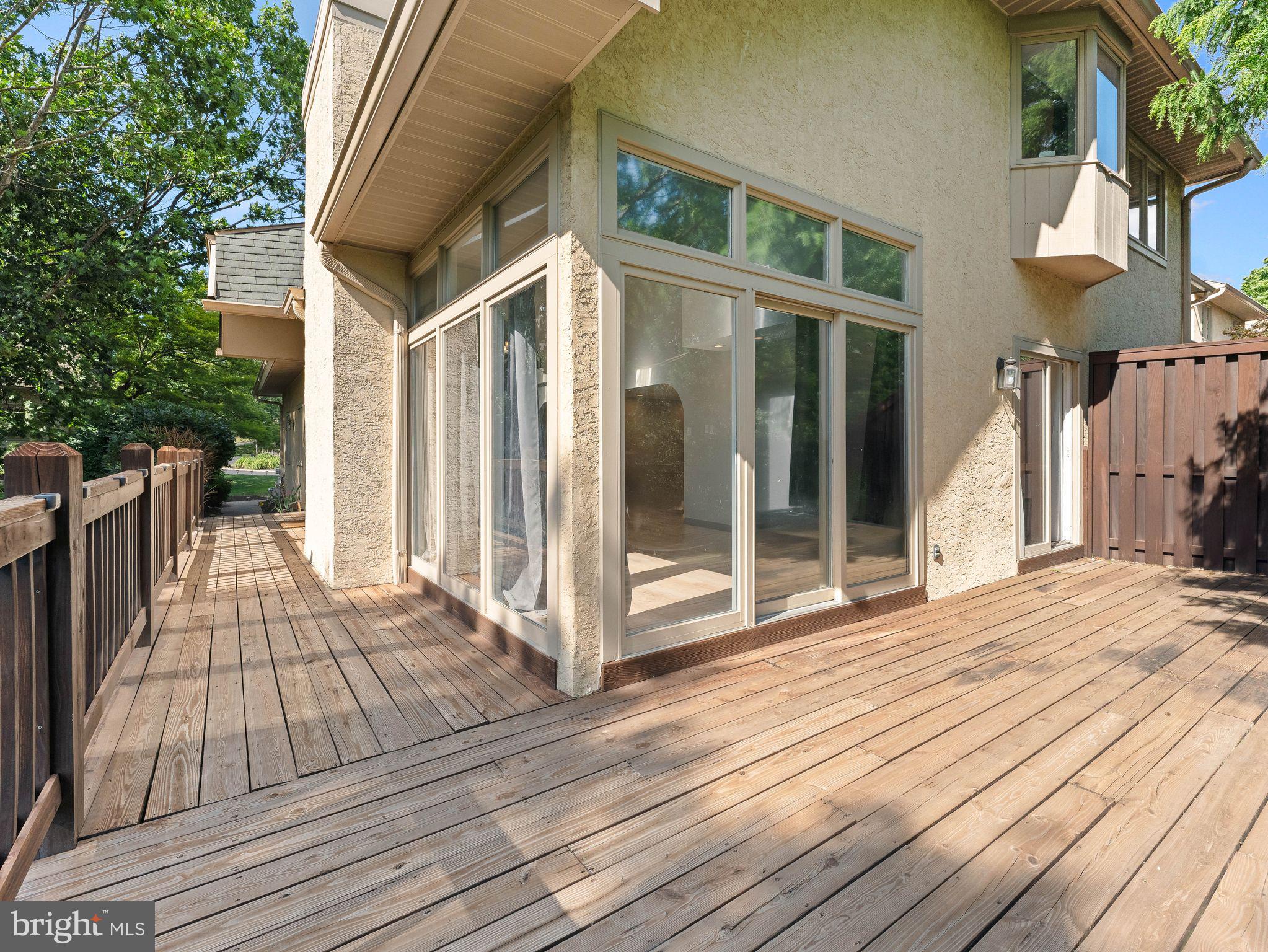 BREYER WOODS - Residential