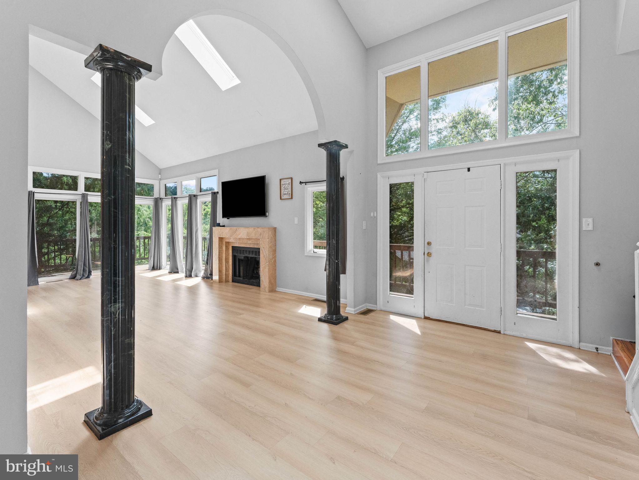 BREYER WOODS - Residential