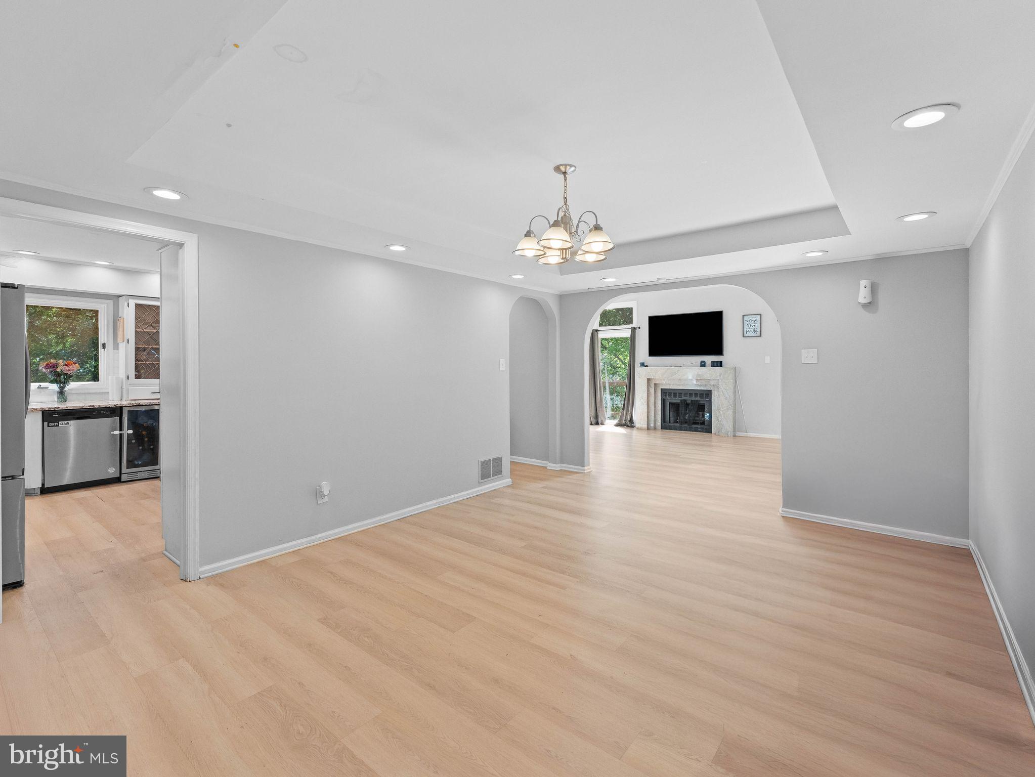 BREYER WOODS - Residential